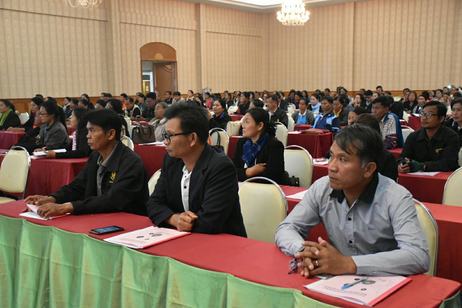 19 ธันวาคม 2560 การประชุมเชิงปฏิบัติการทีมสนับสนุนการขับเคลื่อนสัมมาชีพชุมชนระดับจังหวัด ประจำปีงบประมาณ พ.ศ.2561 รุ่นที่ 3