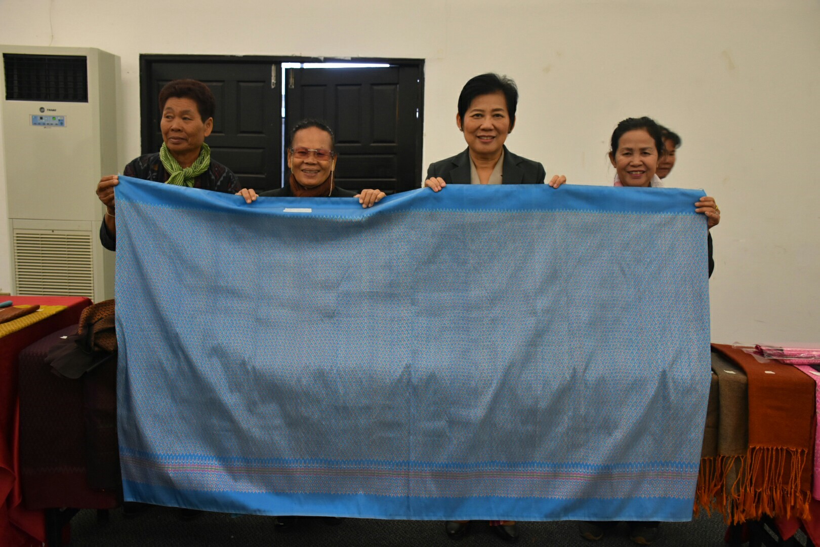 25 ธันวาคม 2560 “โครงการเพิ่มประสิทธิภาพด้านการบริหารจัดการกลุ่มอาชีพแก่คณะกรรมการเครือข่ายอาชีพสมาชิกกองทุนพัฒนาบทบาทสตรี”