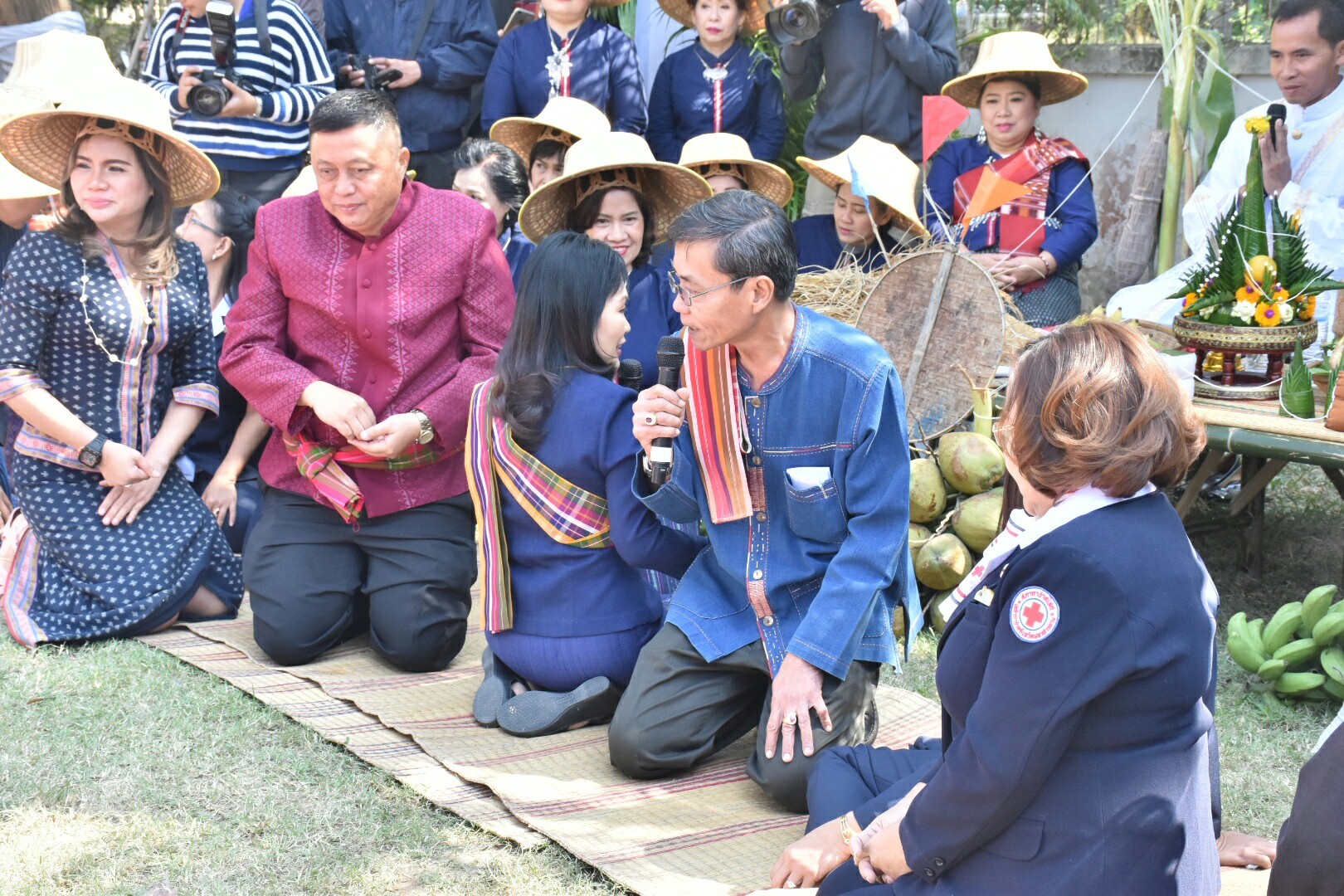 19 ธันวาคม 2560 งานแถลงข่าว “ประเพณีบุญเบิกฟ้าและงานกาชาดจังหวัดมหาสารคาม ปี 2561” พร้อมร่วมสมทบของรางวัลร้านมัจฉากาชาด ปี 2561
