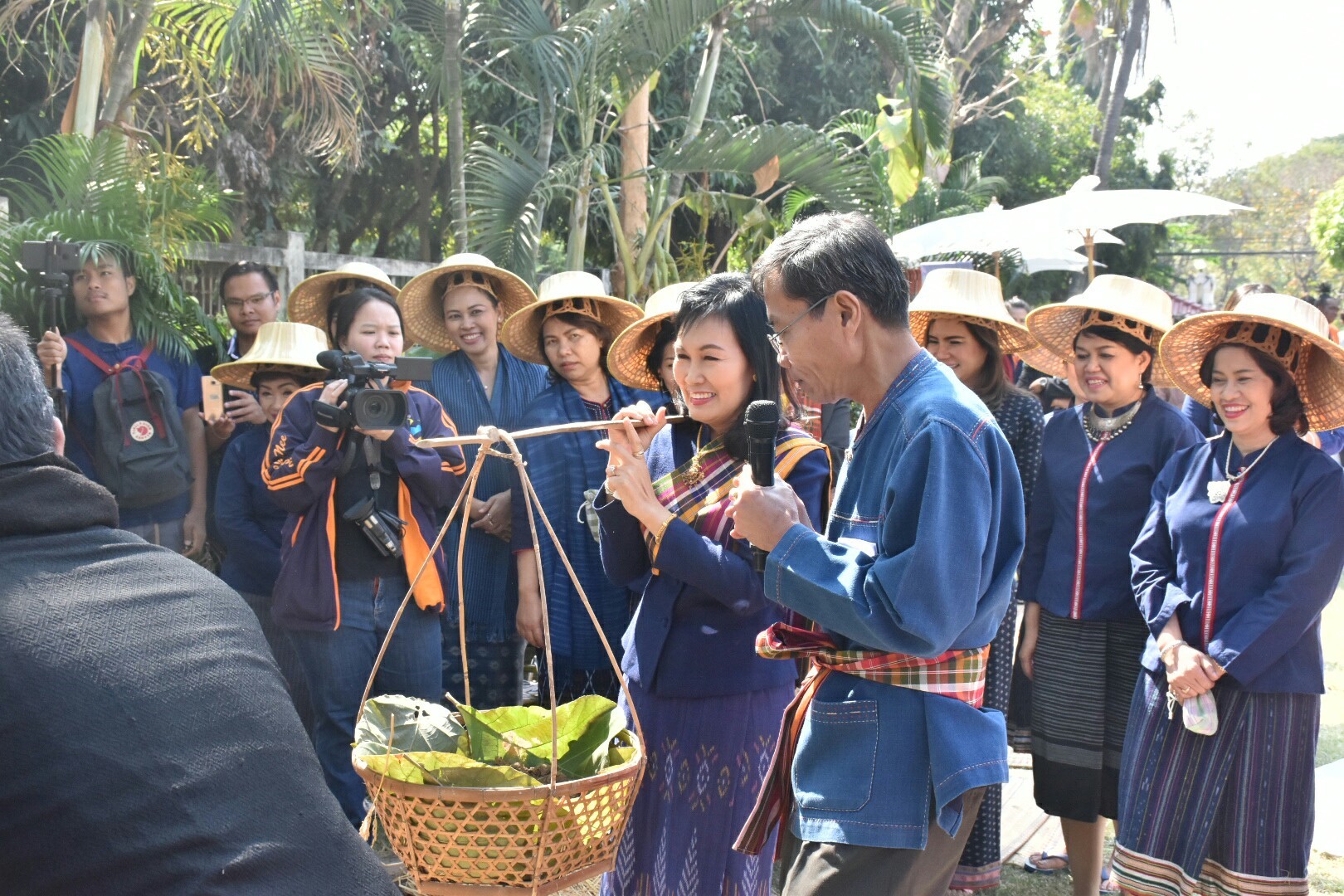 19 ธันวาคม 2560 งานแถลงข่าว “ประเพณีบุญเบิกฟ้าและงานกาชาดจังหวัดมหาสารคาม ปี 2561” พร้อมร่วมสมทบของรางวัลร้านมัจฉากาชาด ปี 2561