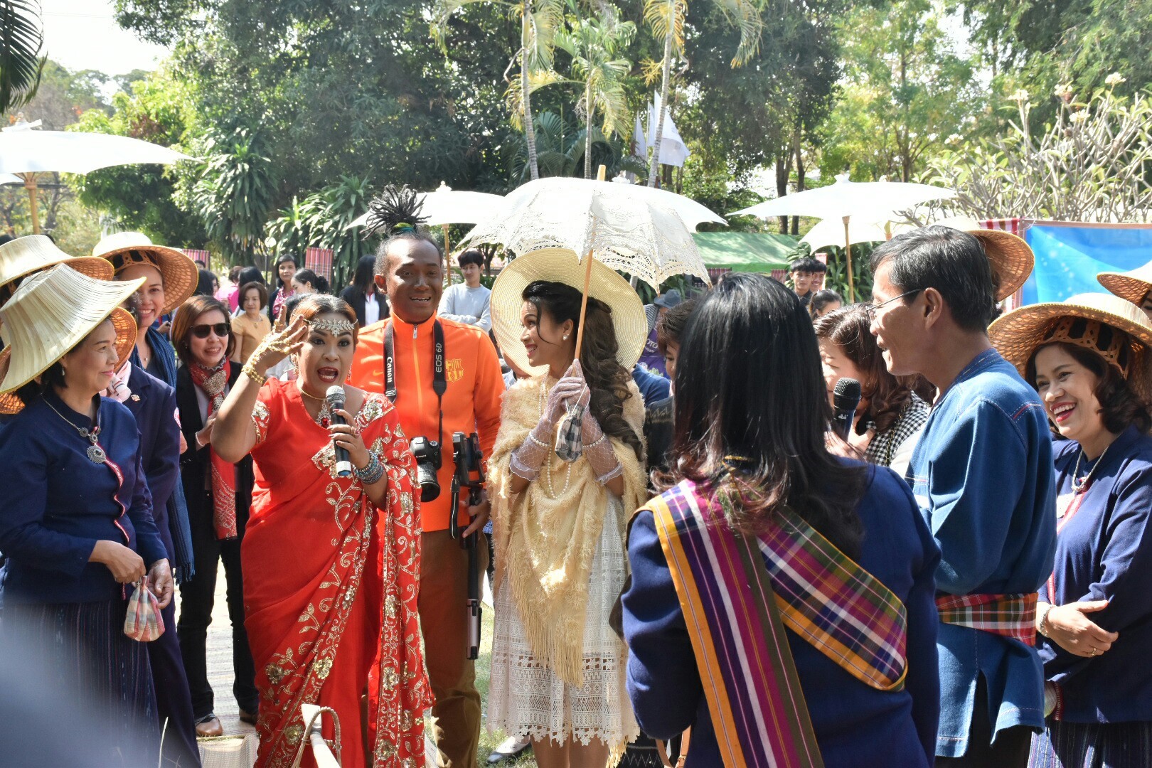 19 ธันวาคม 2560 งานแถลงข่าว “ประเพณีบุญเบิกฟ้าและงานกาชาดจังหวัดมหาสารคาม ปี 2561” พร้อมร่วมสมทบของรางวัลร้านมัจฉากาชาด ปี 2561