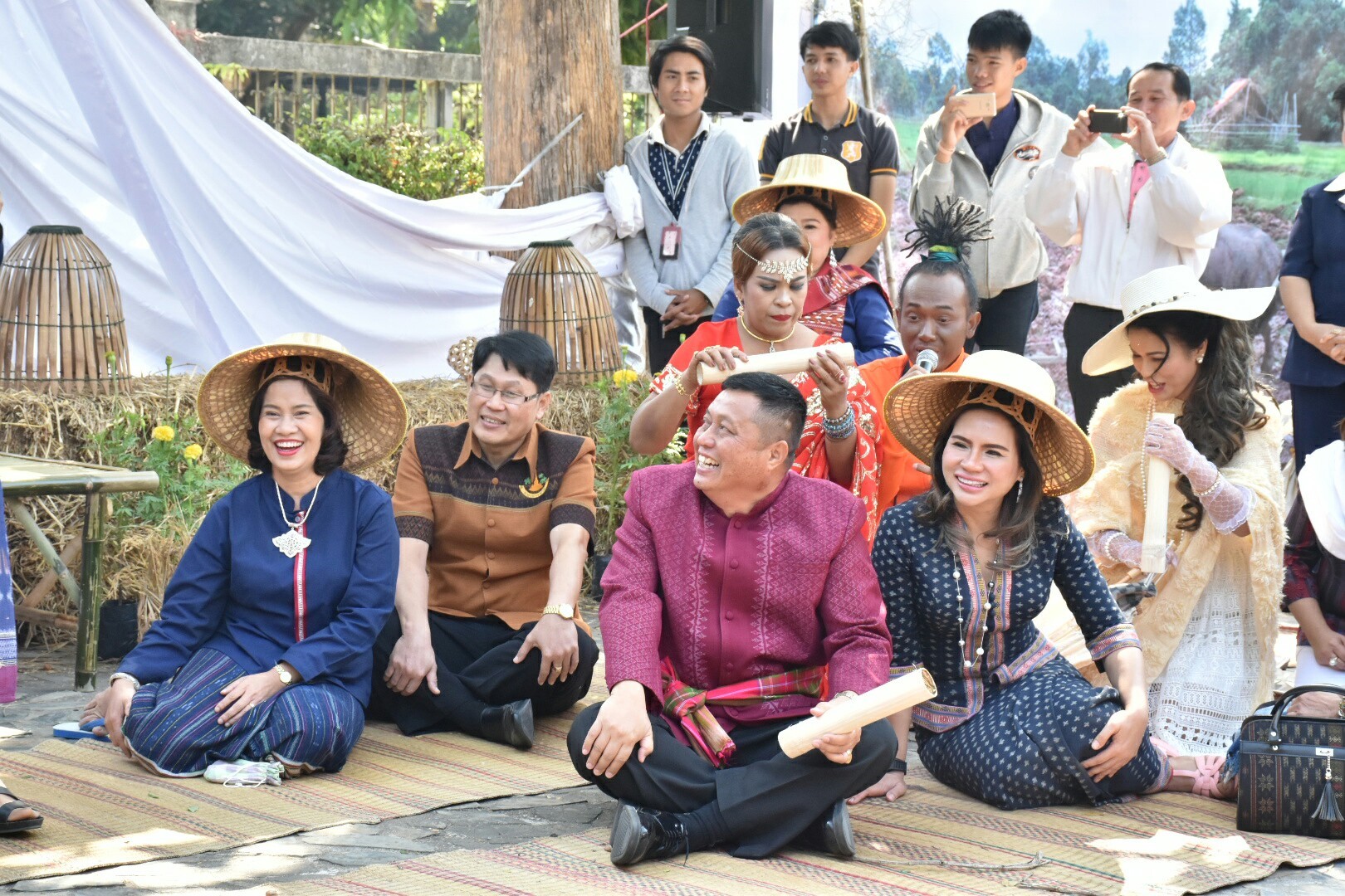 19 ธันวาคม 2560 งานแถลงข่าว “ประเพณีบุญเบิกฟ้าและงานกาชาดจังหวัดมหาสารคาม ปี 2561” พร้อมร่วมสมทบของรางวัลร้านมัจฉากาชาด ปี 2561