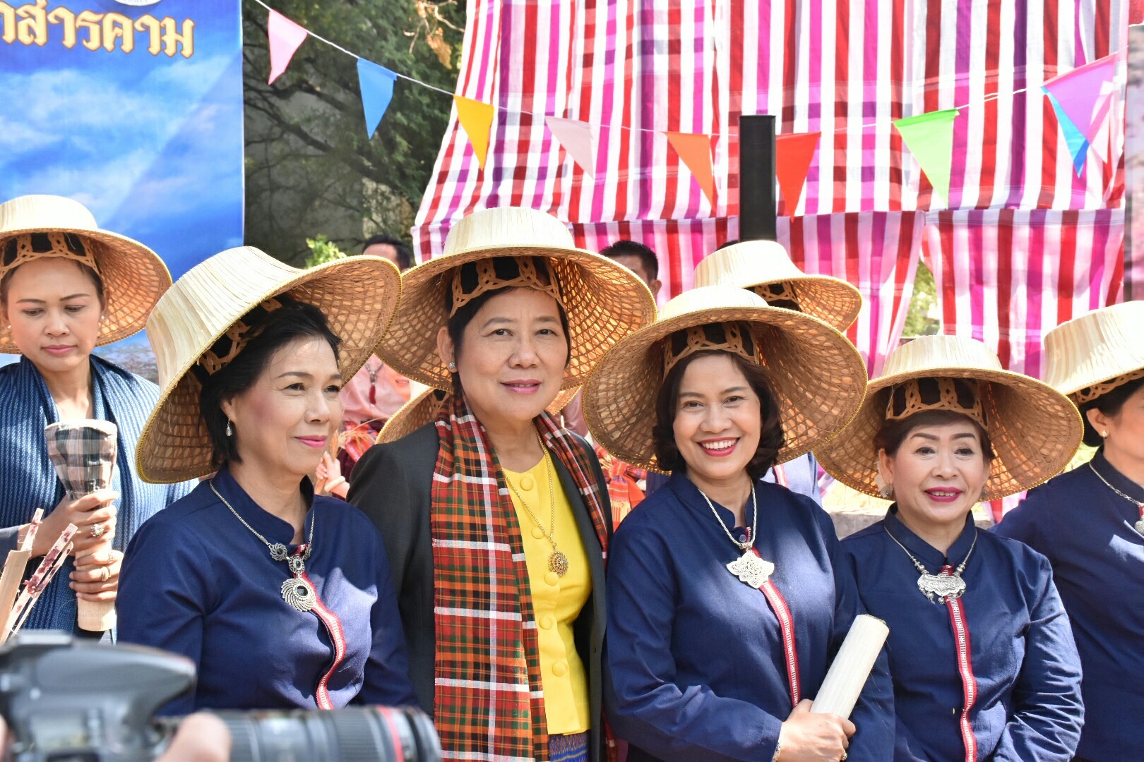 19 ธันวาคม 2560 งานแถลงข่าว “ประเพณีบุญเบิกฟ้าและงานกาชาดจังหวัดมหาสารคาม ปี 2561” พร้อมร่วมสมทบของรางวัลร้านมัจฉากาชาด ปี 2561