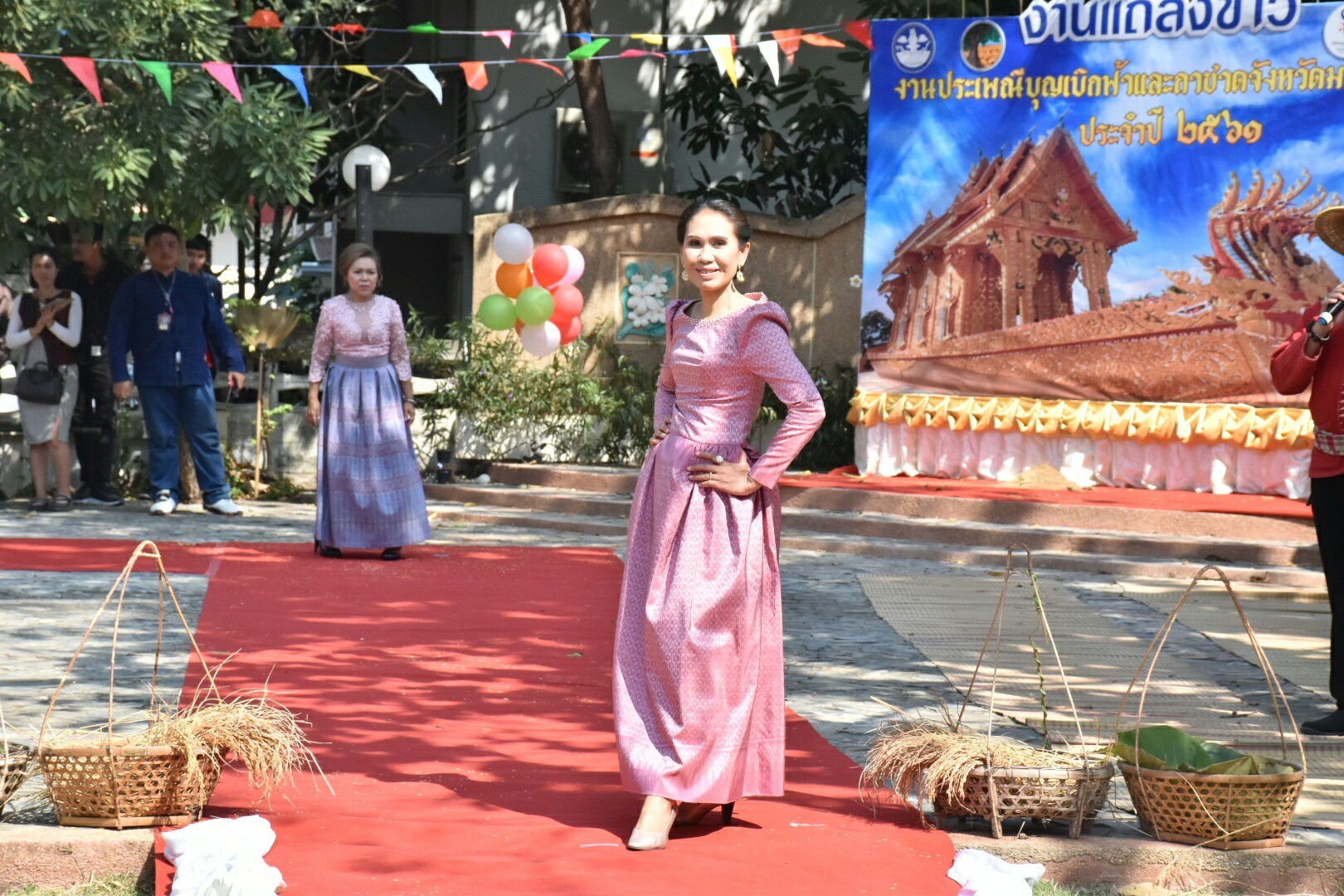 19 ธันวาคม 2560 งานแถลงข่าว “ประเพณีบุญเบิกฟ้าและงานกาชาดจังหวัดมหาสารคาม ปี 2561” พร้อมร่วมสมทบของรางวัลร้านมัจฉากาชาด ปี 2561