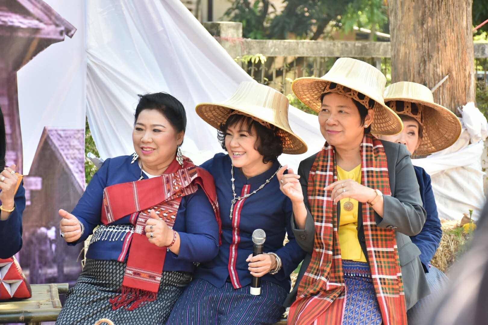 19 ธันวาคม 2560 งานแถลงข่าว “ประเพณีบุญเบิกฟ้าและงานกาชาดจังหวัดมหาสารคาม ปี 2561” พร้อมร่วมสมทบของรางวัลร้านมัจฉากาชาด ปี 2561