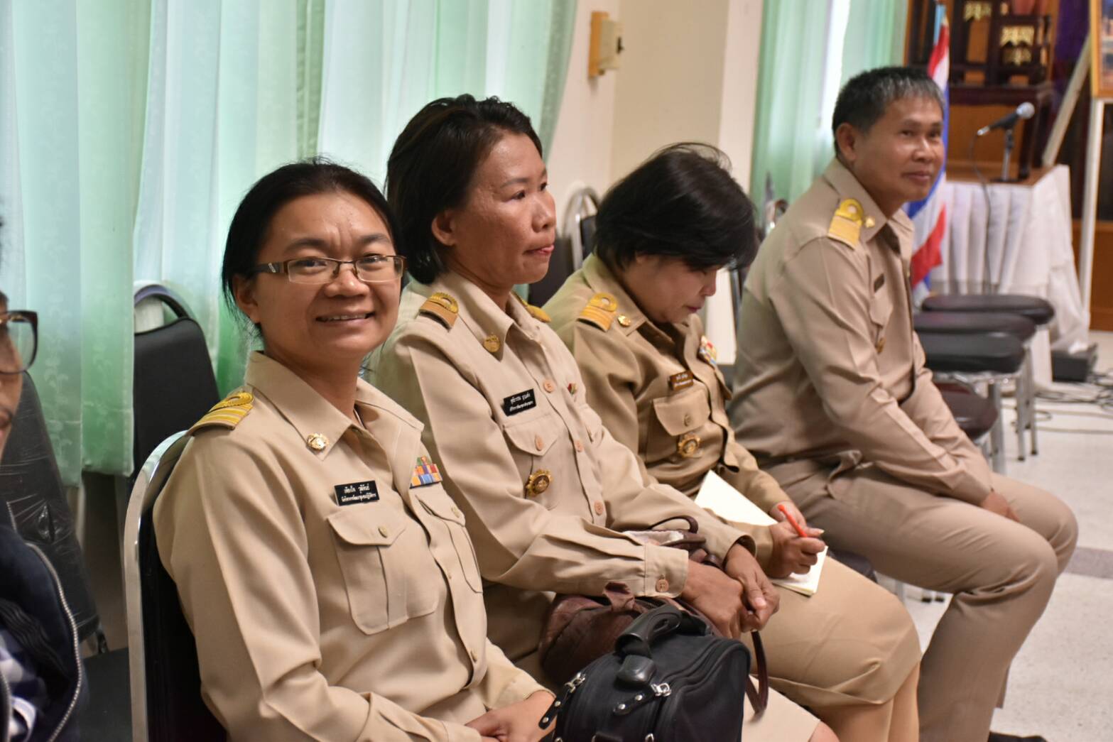29 ธันวาคม 2560 โครงการเสริมสร้างจริยธรรมข้าราชการ สำนักงานพัฒนาชุมชนจังหวัดมหาสารคาม ประจำปี 2561