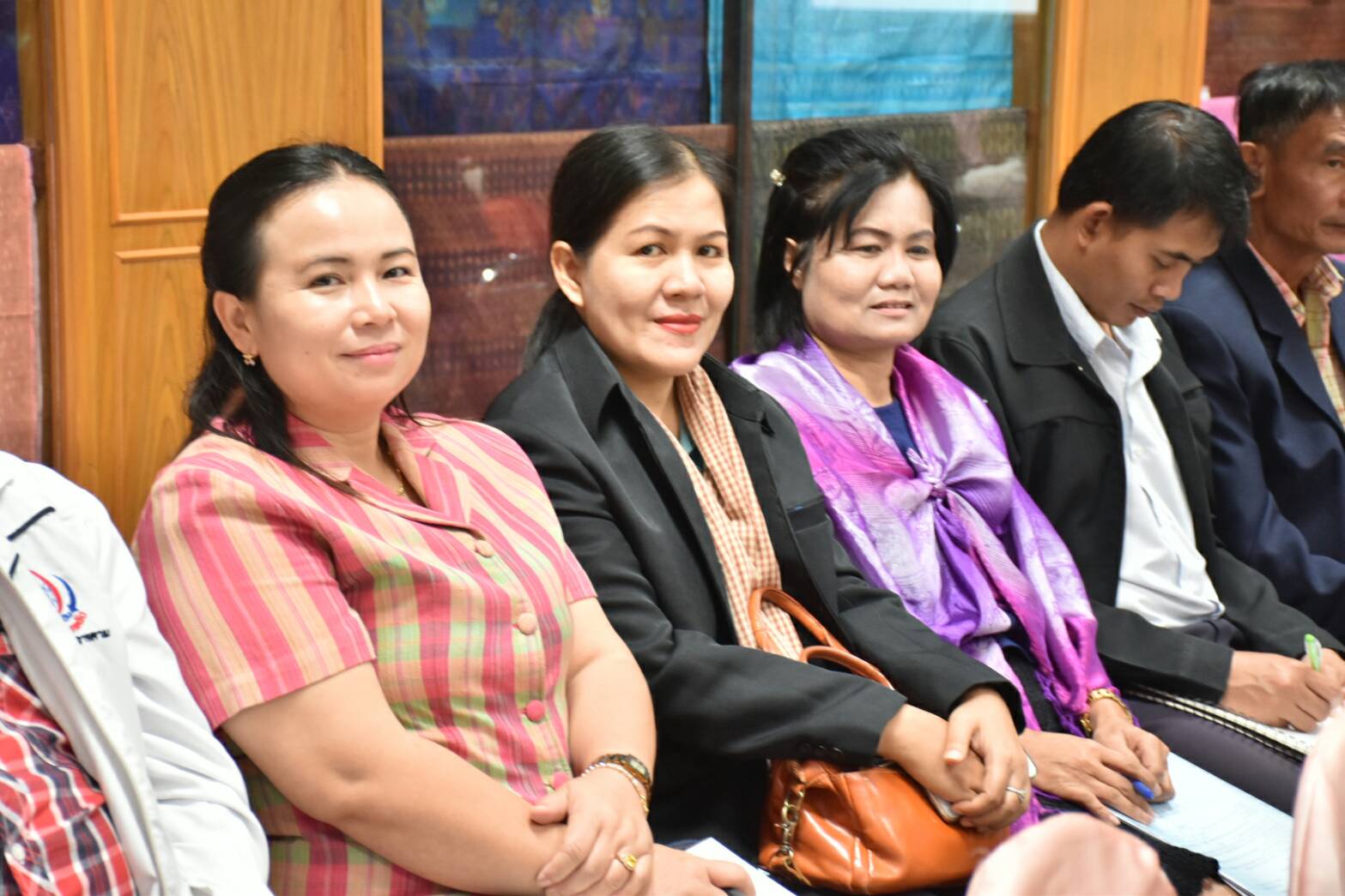 29 ธันวาคม 2560 โครงการเสริมสร้างจริยธรรมข้าราชการ สำนักงานพัฒนาชุมชนจังหวัดมหาสารคาม ประจำปี 2561