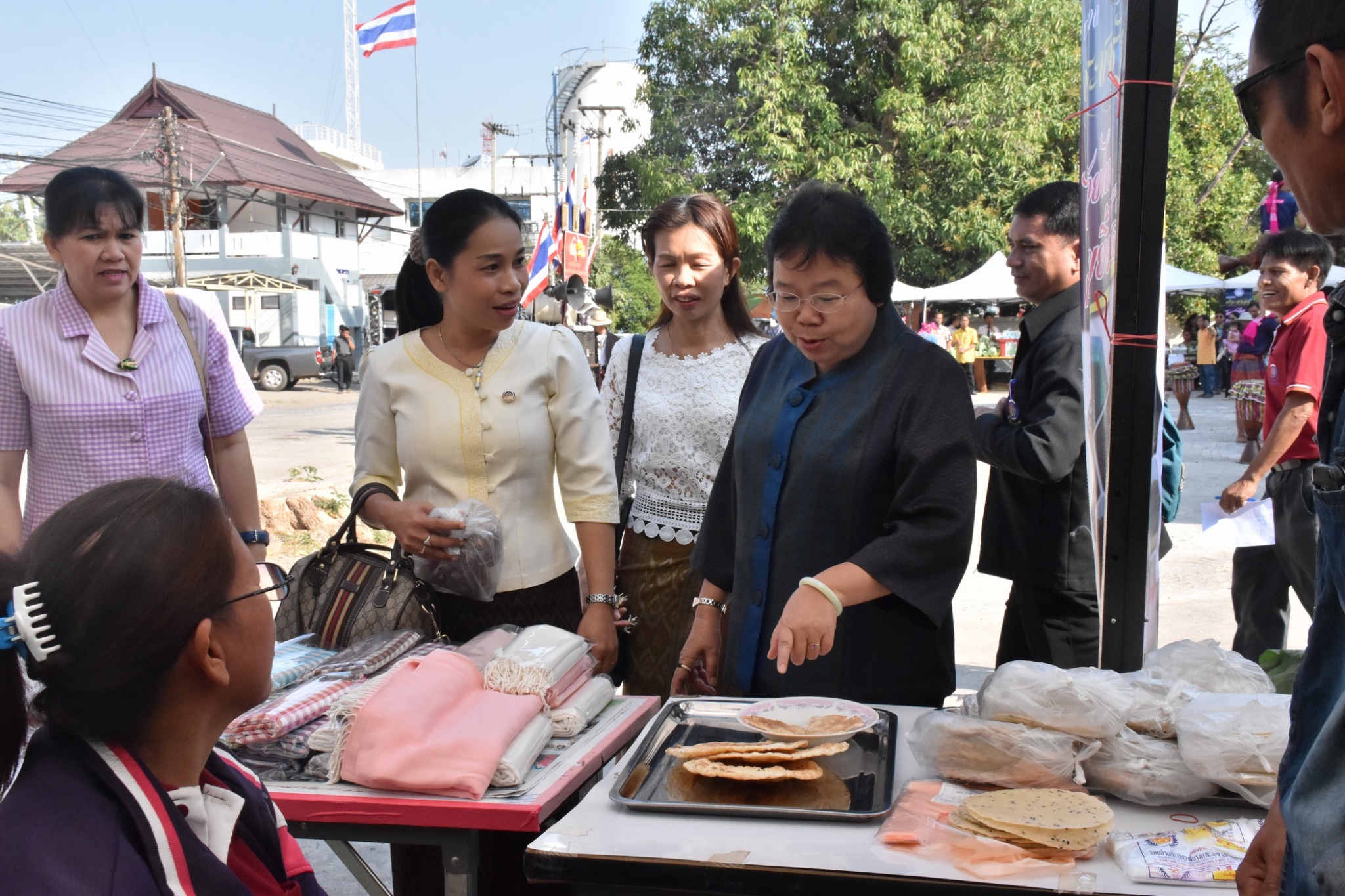 25 มกราคม 2561 49 ปี อาสาพัฒนาชุมชน (อ.ช.) โครงการพัฒนาผู้นำอาสาพัฒนาชุมชน “รวมพลังสานต่อที่พ่อทำสร้างสรรค์สังคมไทยด้วยใจอาสา”