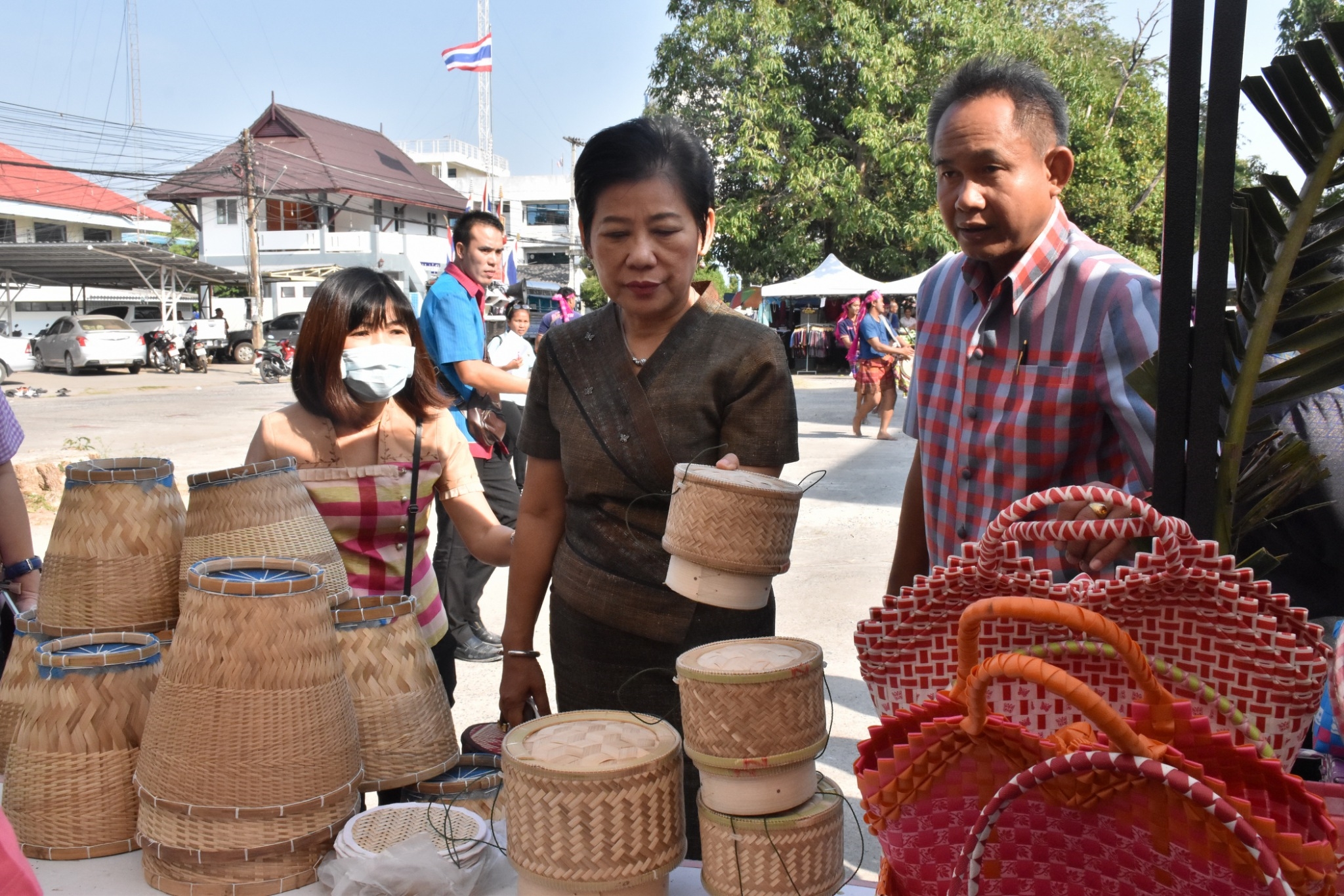 25 มกราคม 2561 49 ปี อาสาพัฒนาชุมชน (อ.ช.) โครงการพัฒนาผู้นำอาสาพัฒนาชุมชน “รวมพลังสานต่อที่พ่อทำสร้างสรรค์สังคมไทยด้วยใจอาสา”