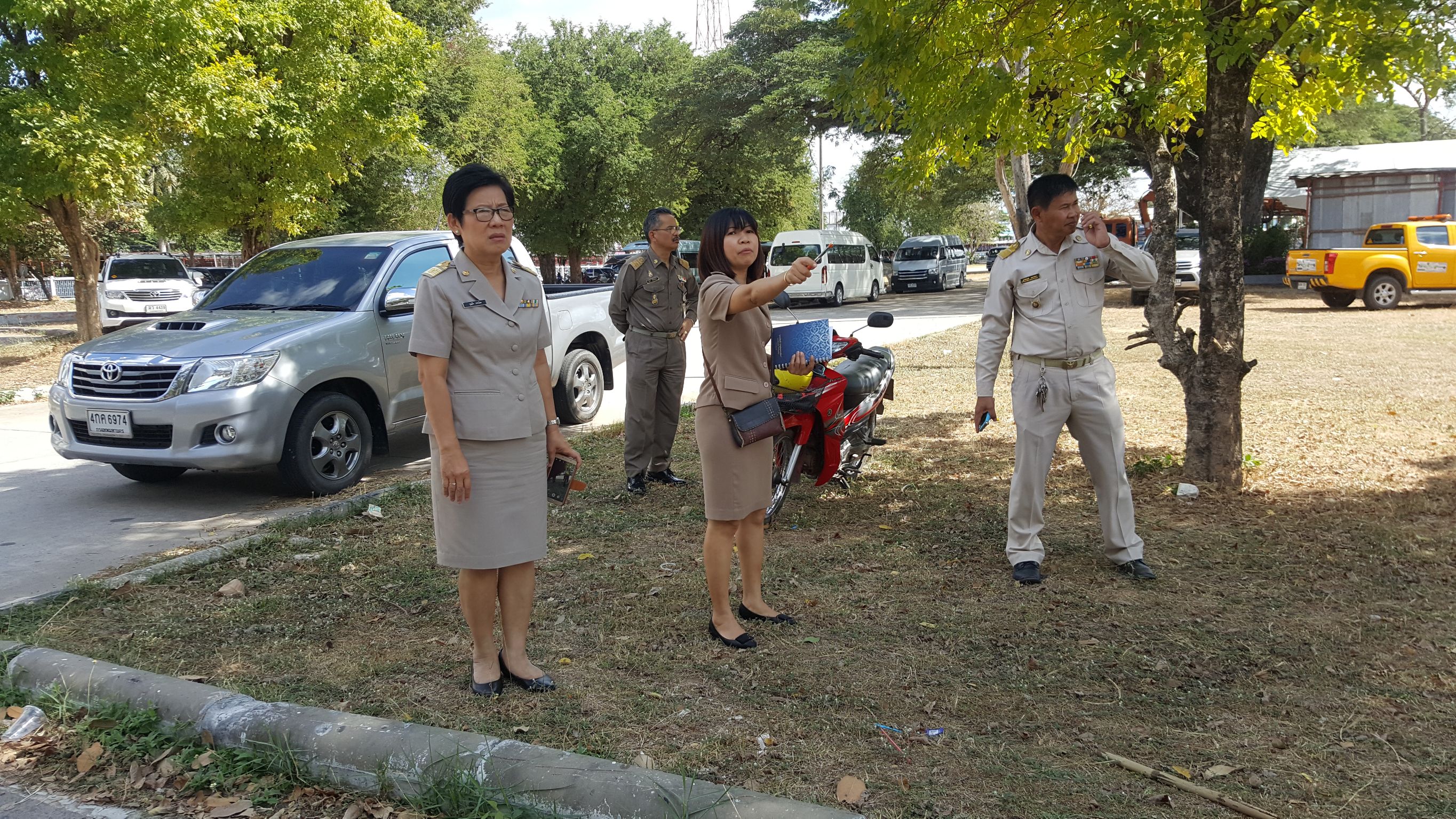 8 มกราคม 2561 พัฒนาการจังหวัดมหาสารคาม ลงพื้นที่สำรวจสถานที่จัดกิจกรรม “ราตรีเส้นสายลายไหม” ในงานบุญเบิกฟ้าและกาชาดจังหวัดมหาสารคาม ประจำปี 2561