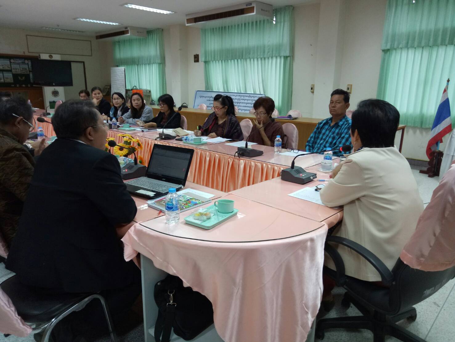 10 มกราคม 2561 การประชุมเตรียมความพร้อมการจัดตั้ง บริษัท มหาสารคาม โอทอป อินเตอร์เทรดเดอร์ จำกัด (OTOP Trader)