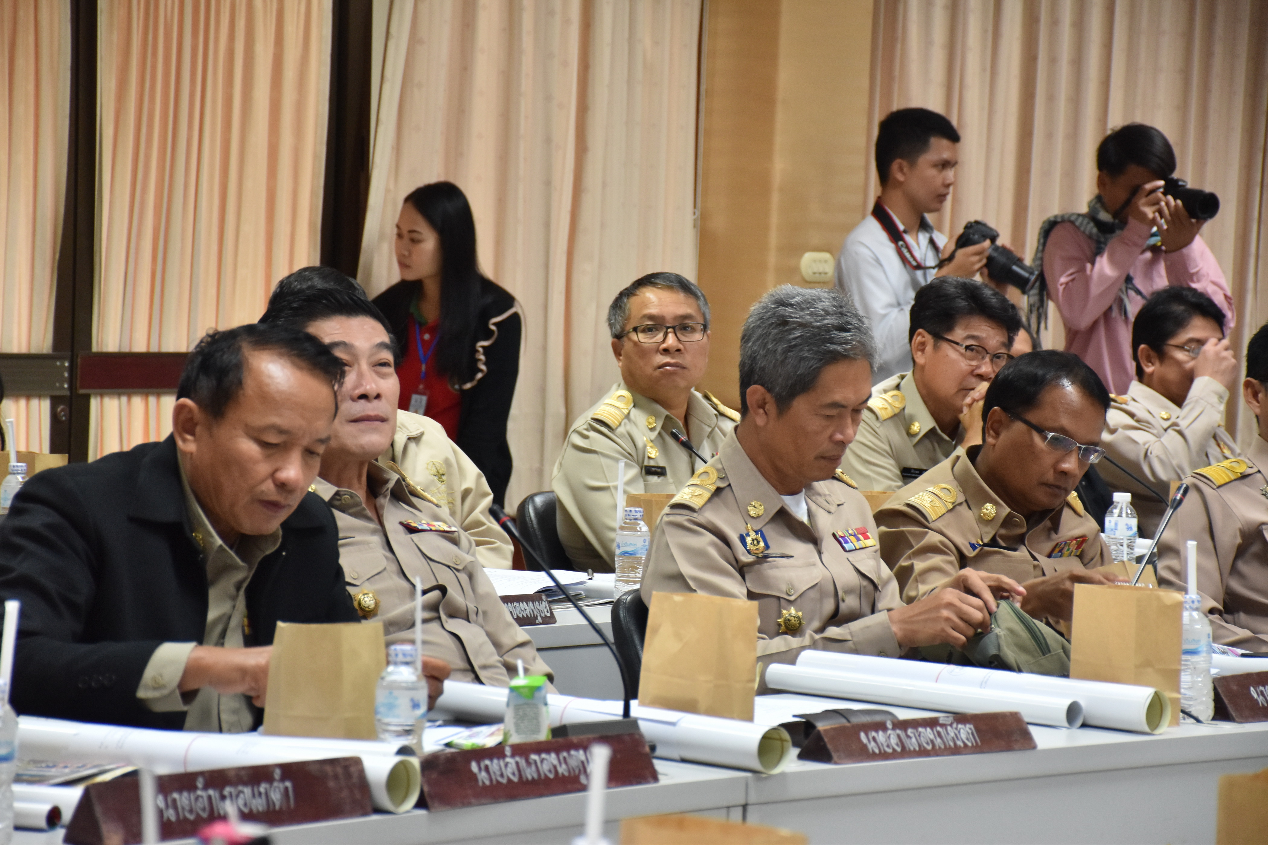 27 ธันวาคม 2560 การประชุมคณะกรรมการจังหวัดมหาสารคาม หัวหน้าส่วนราชการ นายอำเภอ ประจำเดือนธันวาคม 2560