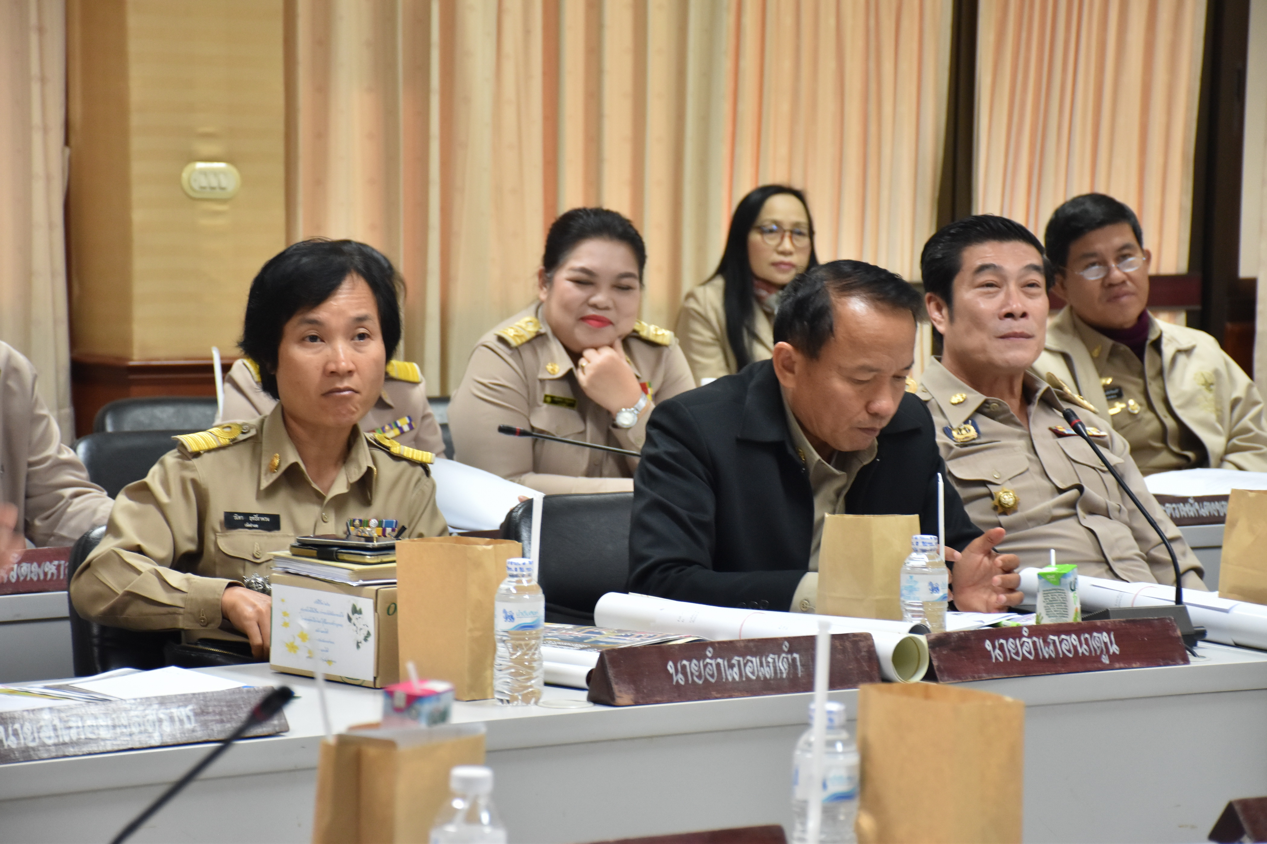 27 ธันวาคม 2560 การประชุมคณะกรรมการจังหวัดมหาสารคาม หัวหน้าส่วนราชการ นายอำเภอ ประจำเดือนธันวาคม 2560
