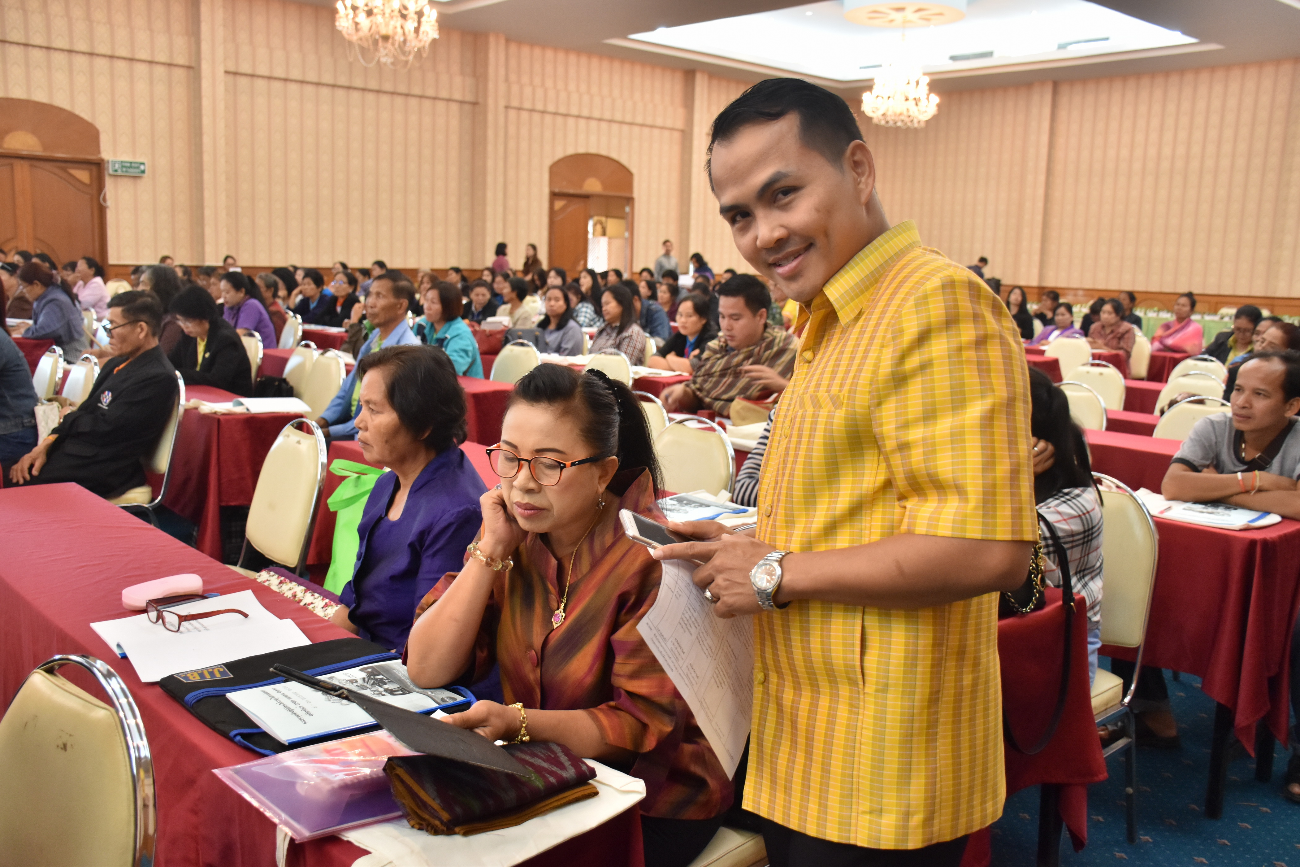 9 มกราคม 2561 โครงการประชุมเชิงปฏิบัติการให้ความรู้ในการพัฒนาผลิตภัณฑ์ OTOP แยกตาม Cluster