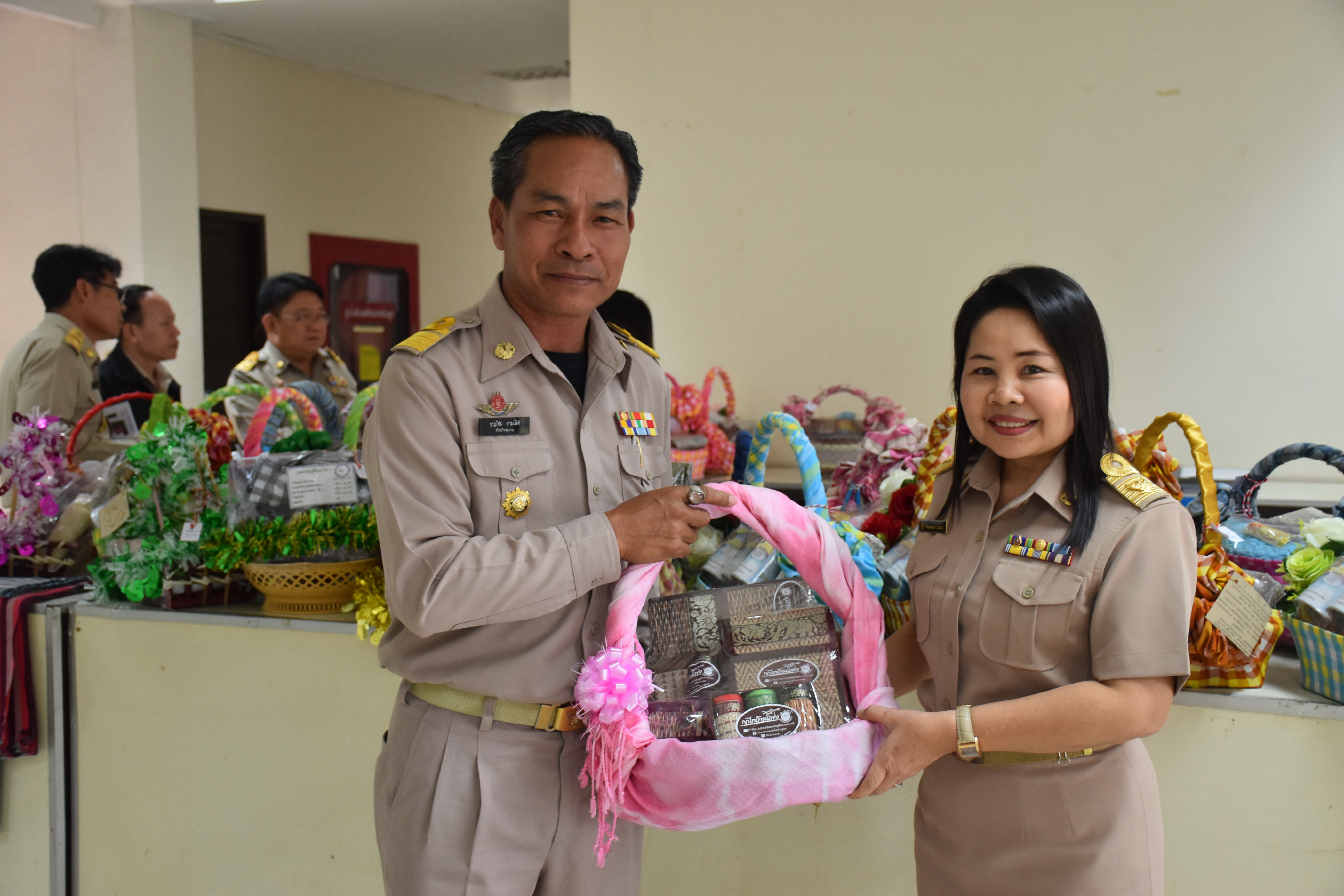 27 ธันวาคม 2560 การประชุมคณะกรรมการจังหวัดมหาสารคาม หัวหน้าส่วนราชการ นายอำเภอ ประจำเดือนธันวาคม 2560