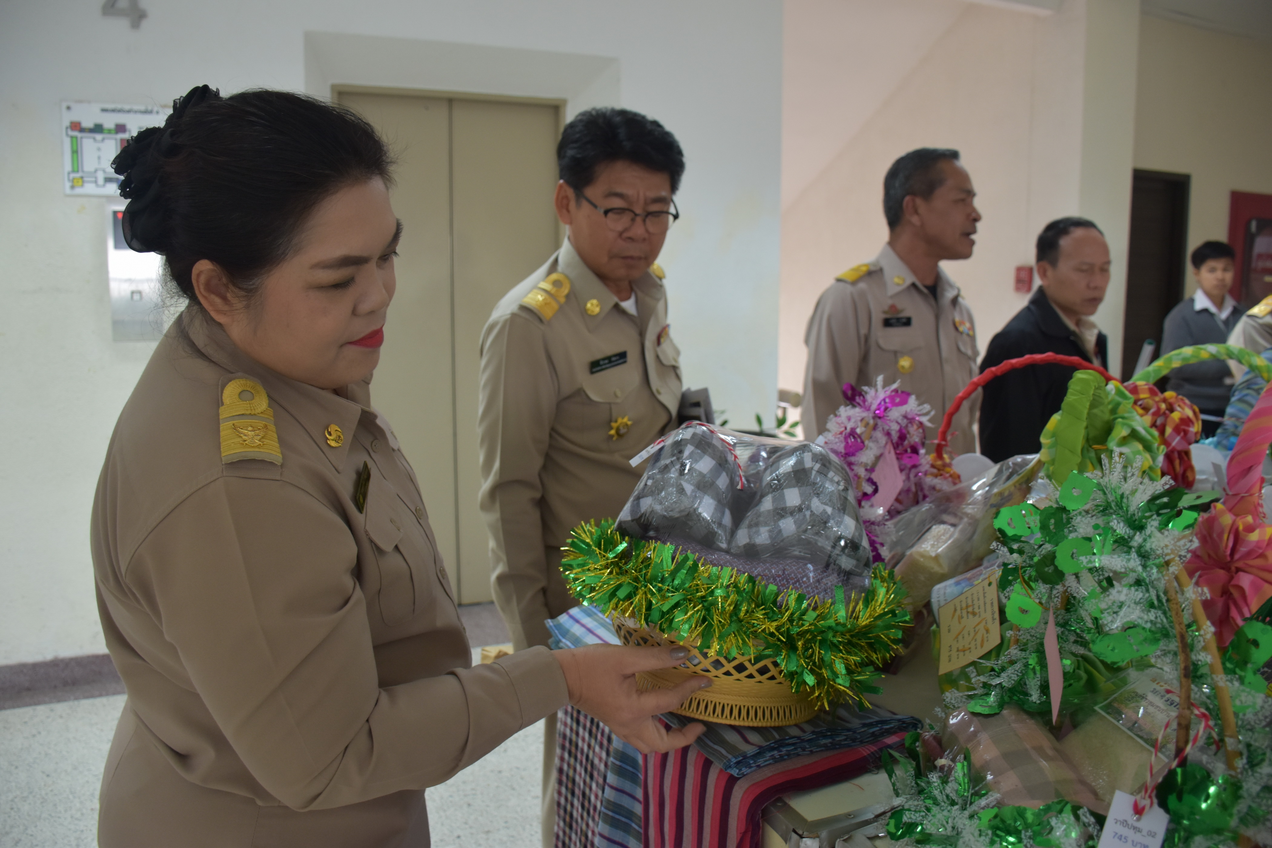 27 ธันวาคม 2560 การประชุมคณะกรรมการจังหวัดมหาสารคาม หัวหน้าส่วนราชการ นายอำเภอ ประจำเดือนธันวาคม 2560