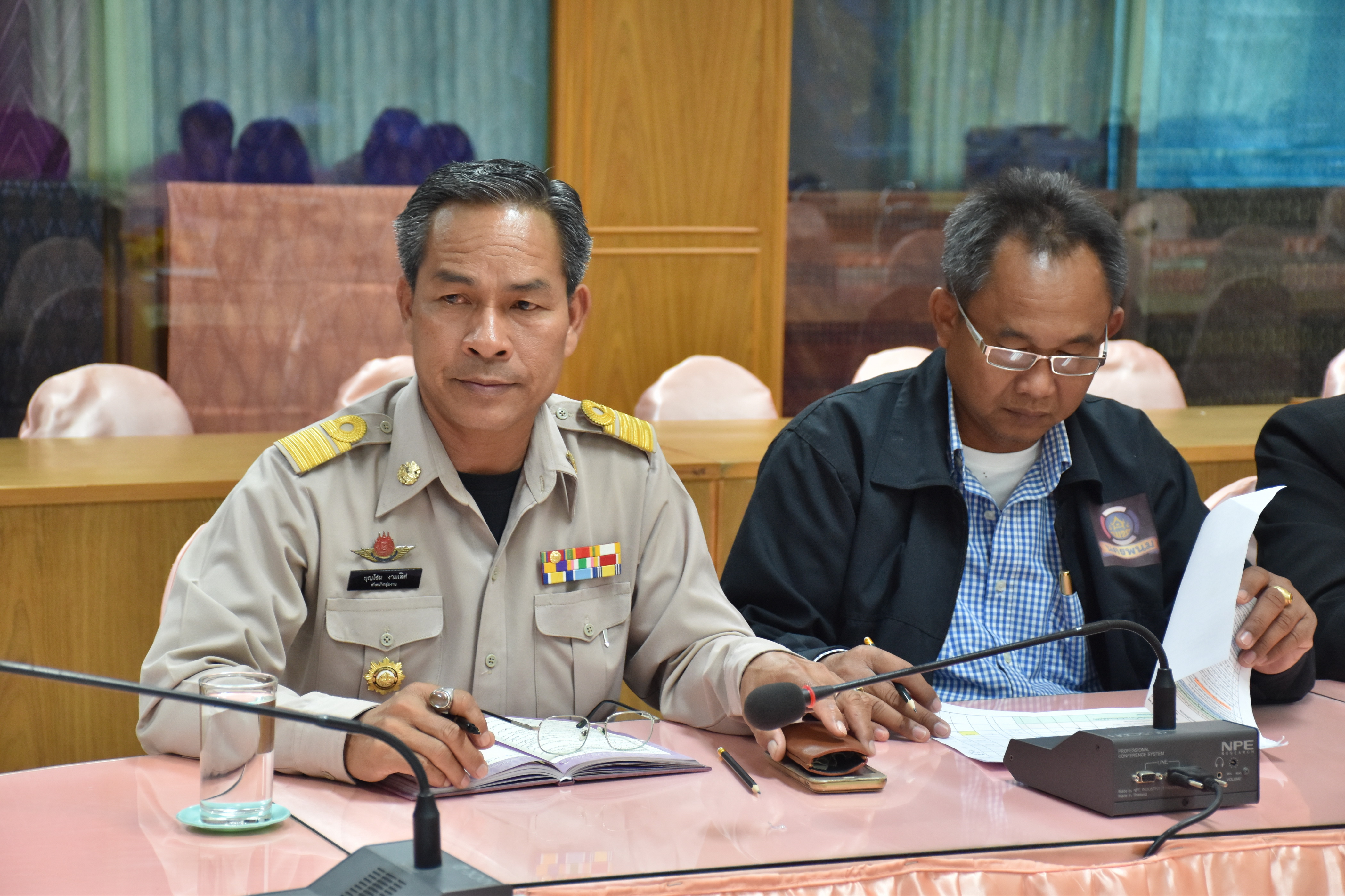 27 ธันวาคม 2560 การประชุมสำนักงานพัฒนาชุมชนจังหวัดมหาสารคาม เพื่อขับเคลื่อนยุทธศาสตร์กรม ยุทธศาสตร์จังหวัด นโยบายรัฐบาล และบูรณาการแผนการขับเคลื่อนงาน ประจำปีงบประมาณ 2561