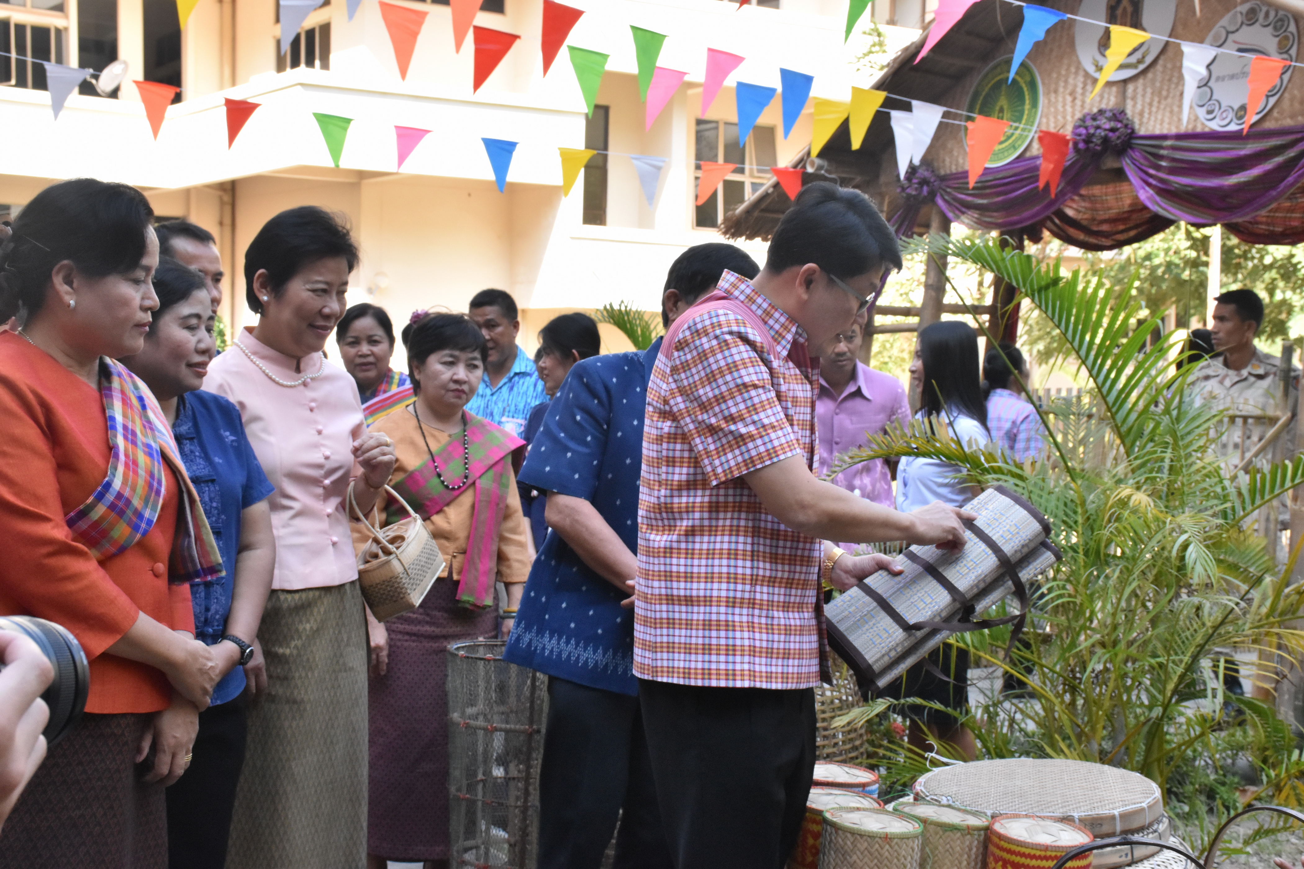 23 มกราคม 2561 การแถลงข่าวโครงการเปิดบ้านมหาสารคาม วิถีถิ่น วิถีไทยสารคาม เบิ่งหน้าเหลียวหลัง ฮักแพง เบิ่งแงงสารคาม 2561 (กิจกรรมเปิดถนนสายวัฒนธรรม) ประจำปีงบประมาณ พ.ศ.2561