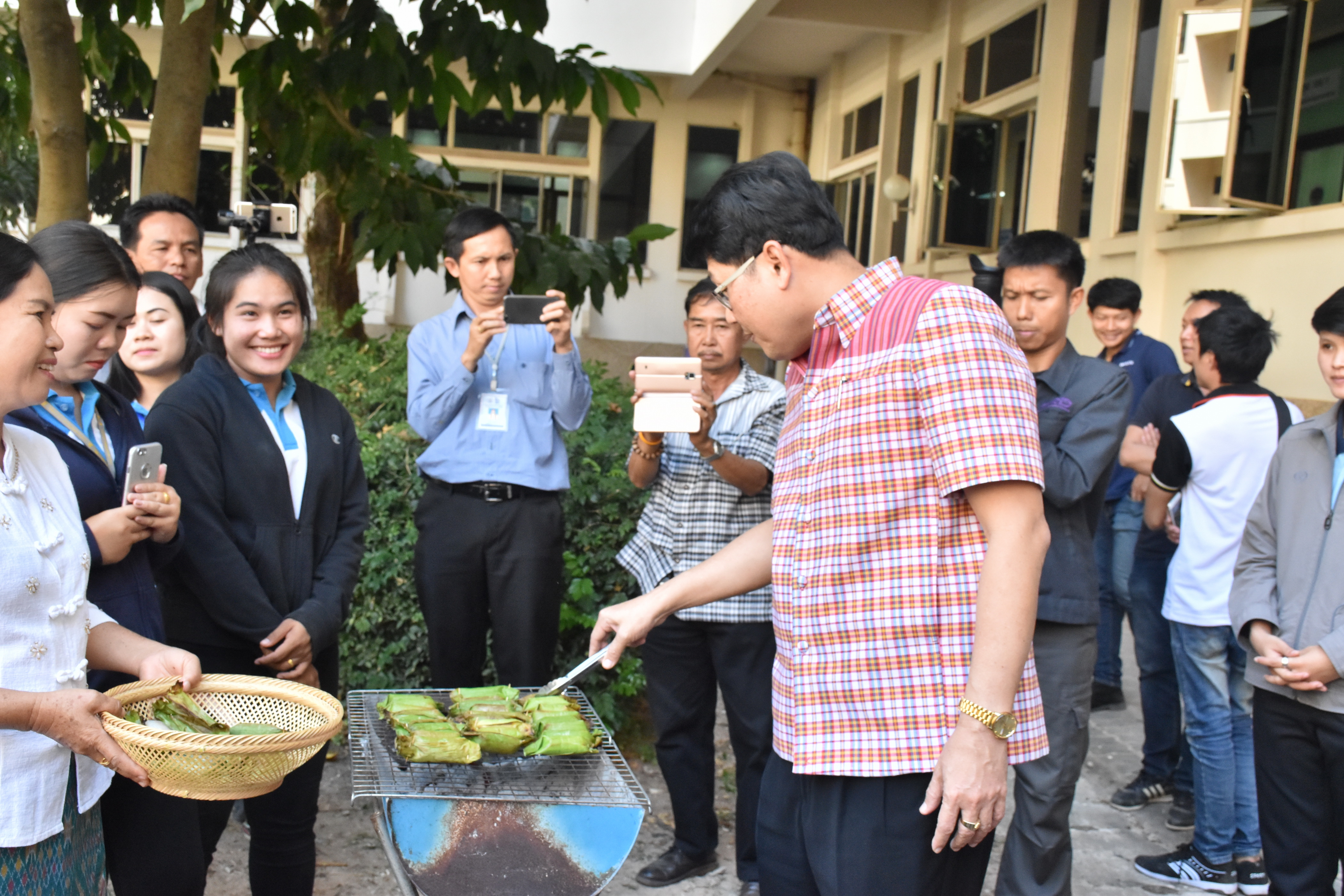 23 มกราคม 2561 การแถลงข่าวโครงการเปิดบ้านมหาสารคาม วิถีถิ่น วิถีไทยสารคาม เบิ่งหน้าเหลียวหลัง ฮักแพง เบิ่งแงงสารคาม 2561 (กิจกรรมเปิดถนนสายวัฒนธรรม) ประจำปีงบประมาณ พ.ศ.2561