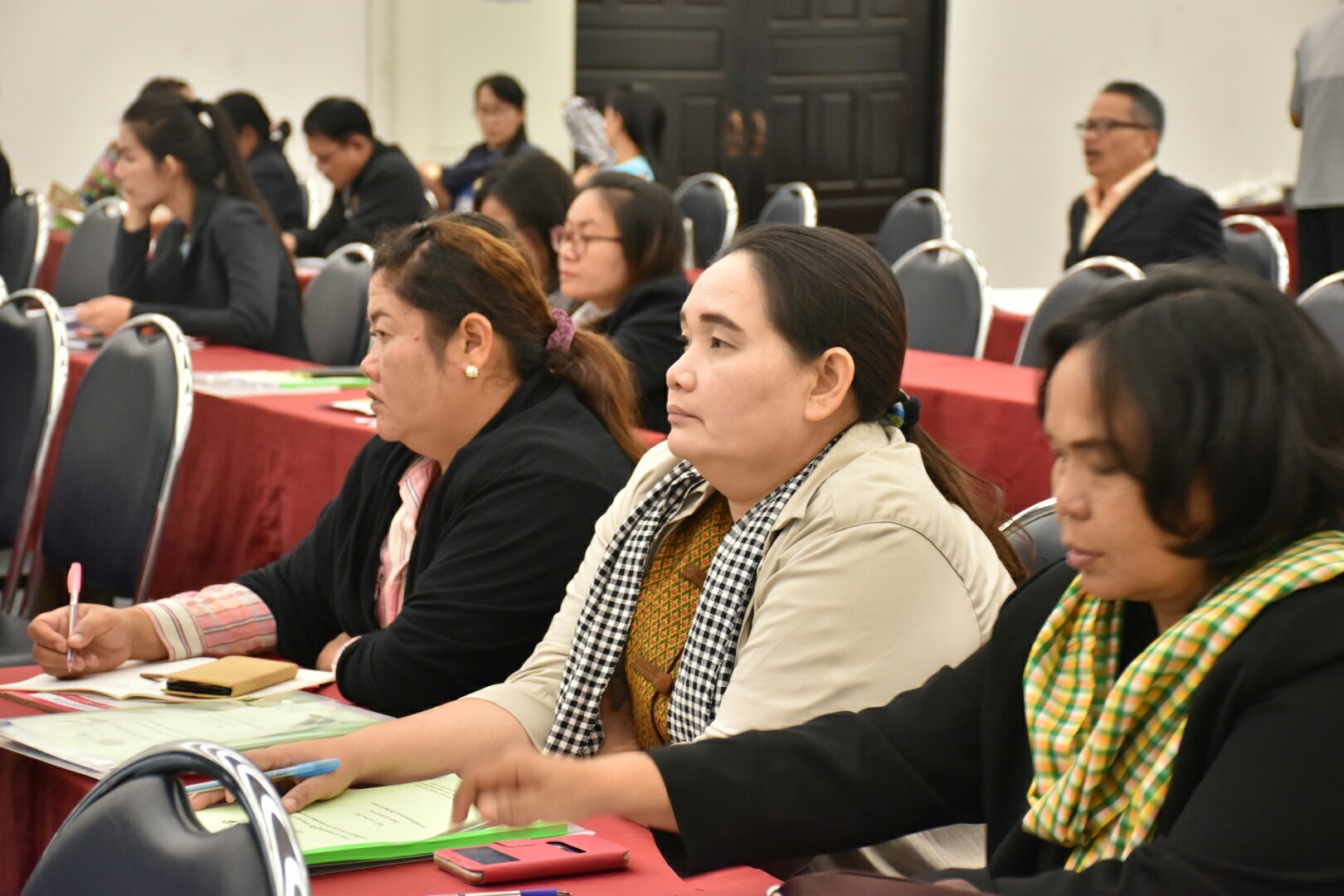 18 มกราคม 2561 โครงการประชุมเชิงปฏิบัติการ คณะอนุกรรมการกลั่นกรองและติดตามการดำเนินงานกองทุนพัฒนาบทบาทสตรีอำเภอ