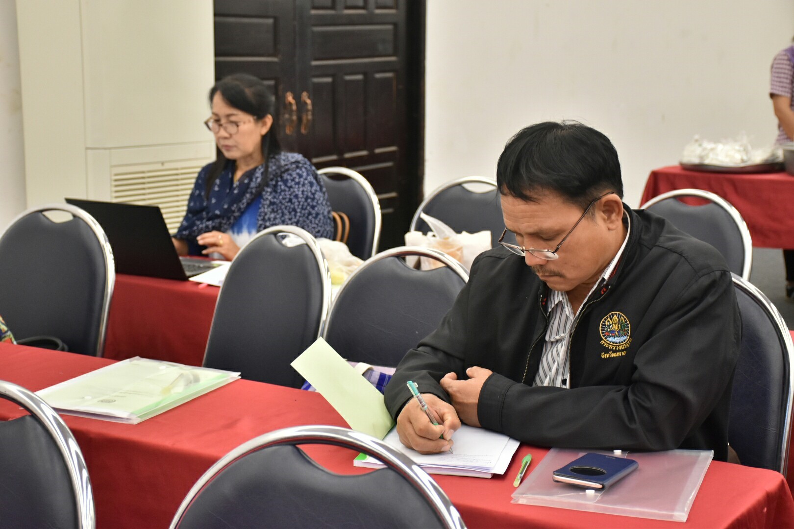 18 มกราคม 2561 โครงการประชุมเชิงปฏิบัติการ คณะอนุกรรมการกลั่นกรองและติดตามการดำเนินงานกองทุนพัฒนาบทบาทสตรีอำเภอ