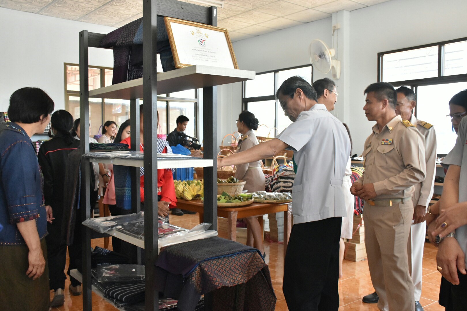 24 มกราคม 2561 โครงการปกป้องและเชิดชูสถาบันพระมหากษัตริย์และหน่วยบำบัดทุกข์ บำรุงสุข สร้างรอยยิ้มให้ประชาชนจังหวัดมหาสารคาม ประจำปีงบประมาณ 2561