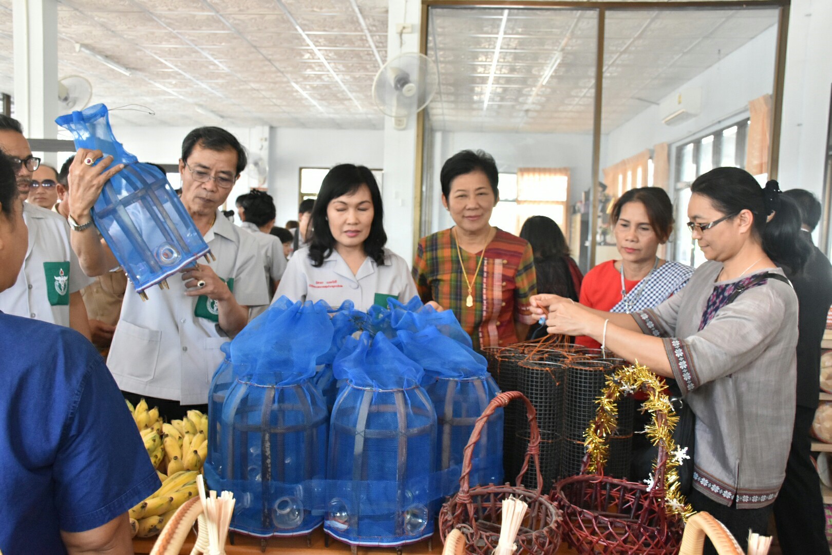 24 มกราคม 2561 โครงการปกป้องและเชิดชูสถาบันพระมหากษัตริย์และหน่วยบำบัดทุกข์ บำรุงสุข สร้างรอยยิ้มให้ประชาชนจังหวัดมหาสารคาม ประจำปีงบประมาณ 2561