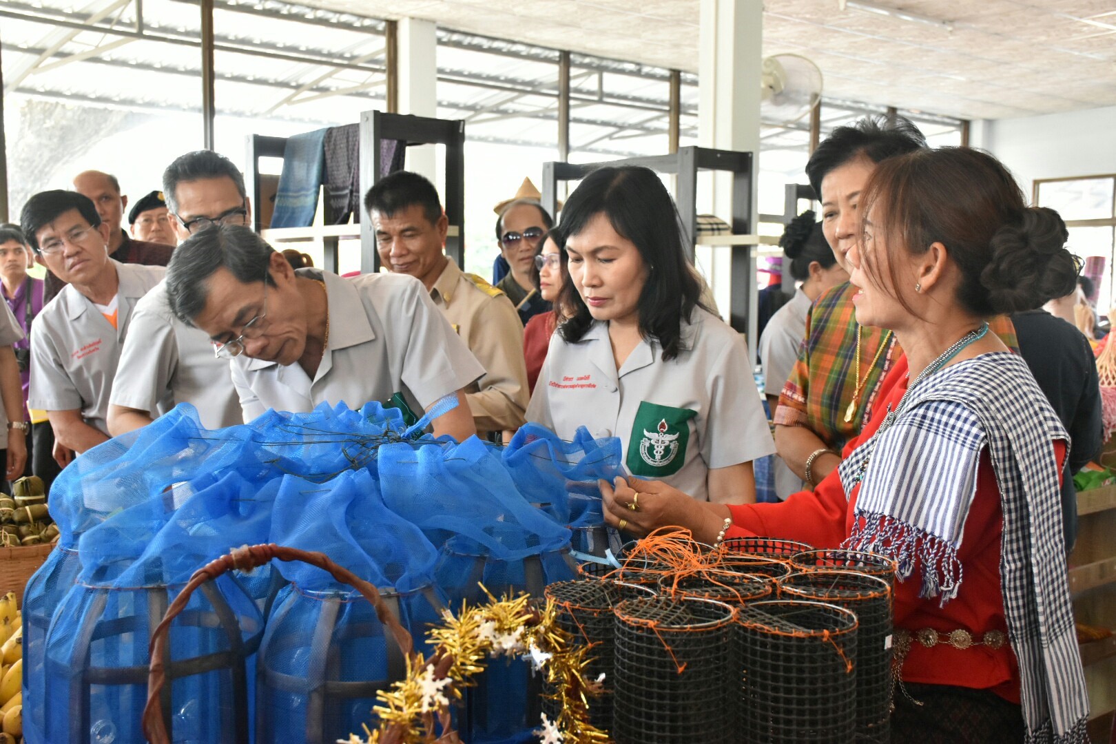24 มกราคม 2561 โครงการปกป้องและเชิดชูสถาบันพระมหากษัตริย์และหน่วยบำบัดทุกข์ บำรุงสุข สร้างรอยยิ้มให้ประชาชนจังหวัดมหาสารคาม ประจำปีงบประมาณ 2561