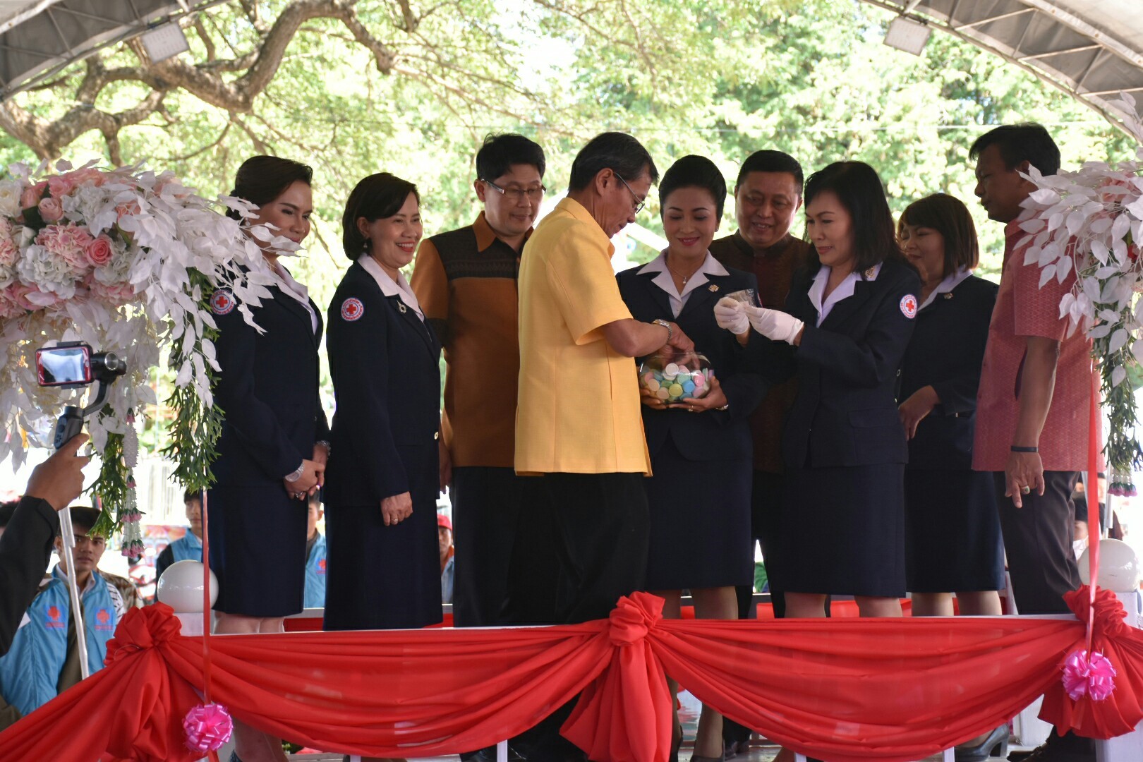 12 มกราคม 2561 พิธีเปิด “ร้านมัจฉากาชาด” ในงานบุญเบิกฟ้าและกาชาดจังหวัดมหาสารคาม ประจำปี 2561
