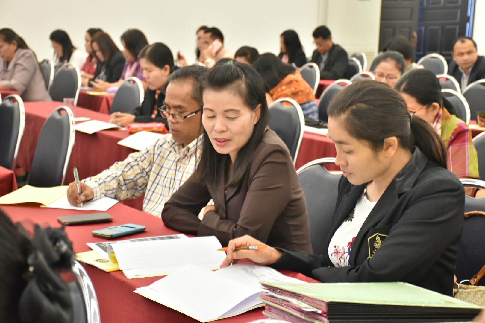 4 มกราคม 2561 สำนักงานพัฒนาชุมชนจังหวัดมหาสารคาม ดำเนินกิจกรรมตามยุทธศาสตร์การพัฒนาชุมชน ประจำปีงบประมาณ พ.ศ.2561 กิจกรรมประชุมเชิงปฏิบัติการเสริมสร้างความตระหนักในการรักษาความมั่นคงปลอดภัยด้านสารสนเทศ (Information Security Awarreness) ระดับจังหวัด
