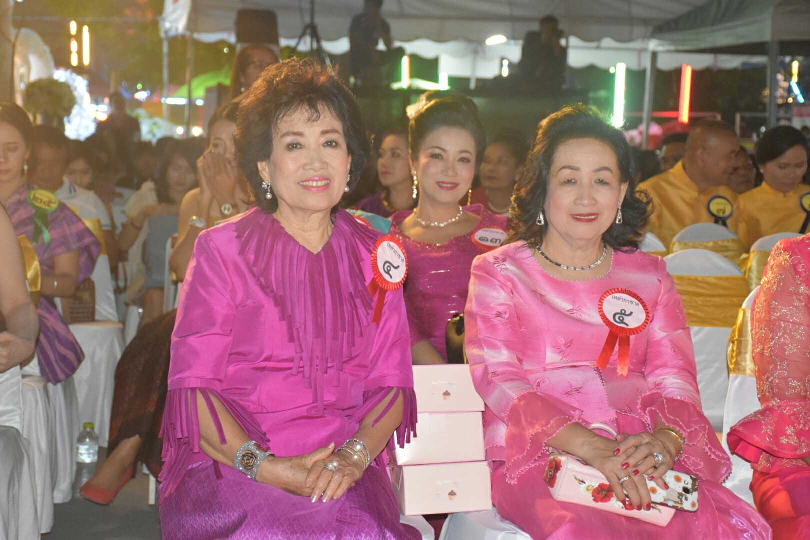20 มกราคม 2561 “ราตรีเส้นสายลายผ้า” ในงานประเพณีบุญเบิกฟ้าและงานกาชาดจังหวัดมหาสารคาม ประจำปี 2561