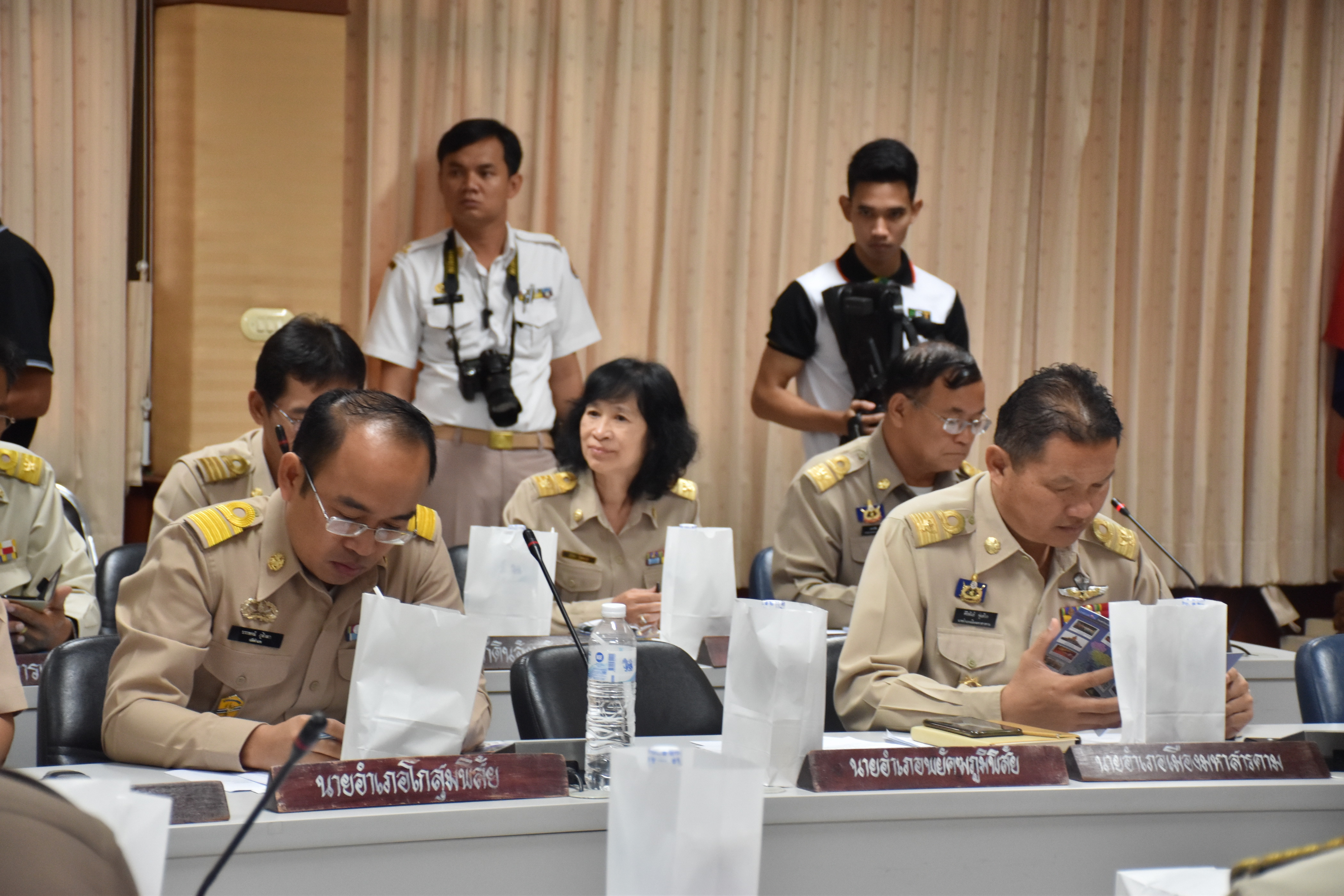 27 กุมภาพันธ์ 2561 การประชุมคณะกรมการจังหวัดมหาสารคาม หัวหน้าส่วนราชการ นายอำเภอ ประจำเดือนกุมภาพันธ์ 2561 ครั้งที่ 2/2561