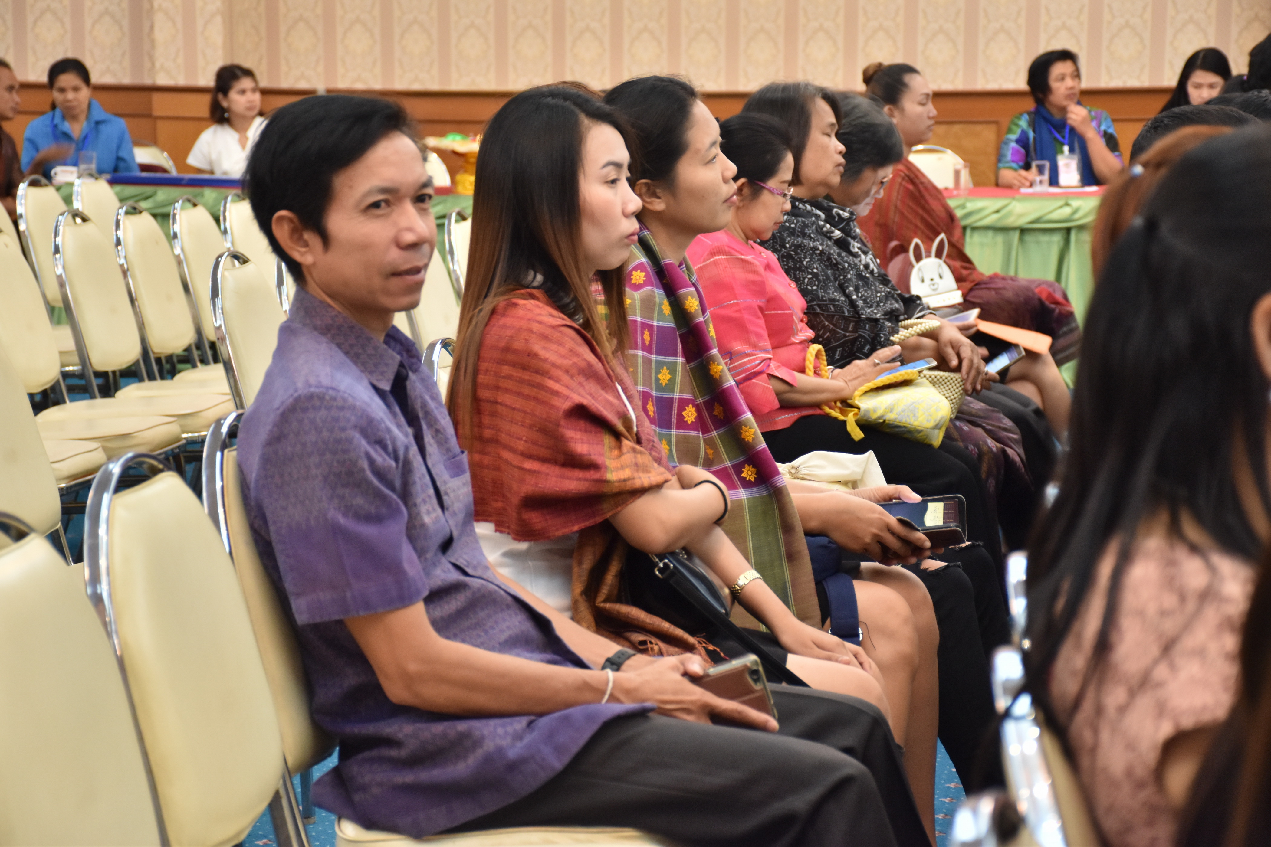 23 กุมภาพันธ์ 2561 กิจกรรมการประกวดผ้าไหมและผลิตภัณฑ์จากผ้าไหมสร้อยดอกหมาก โครงการตามแผนปฏิบัติราชการจังหวัดมหาสารคาม ปีงบประมาณ พ.ศ.2561