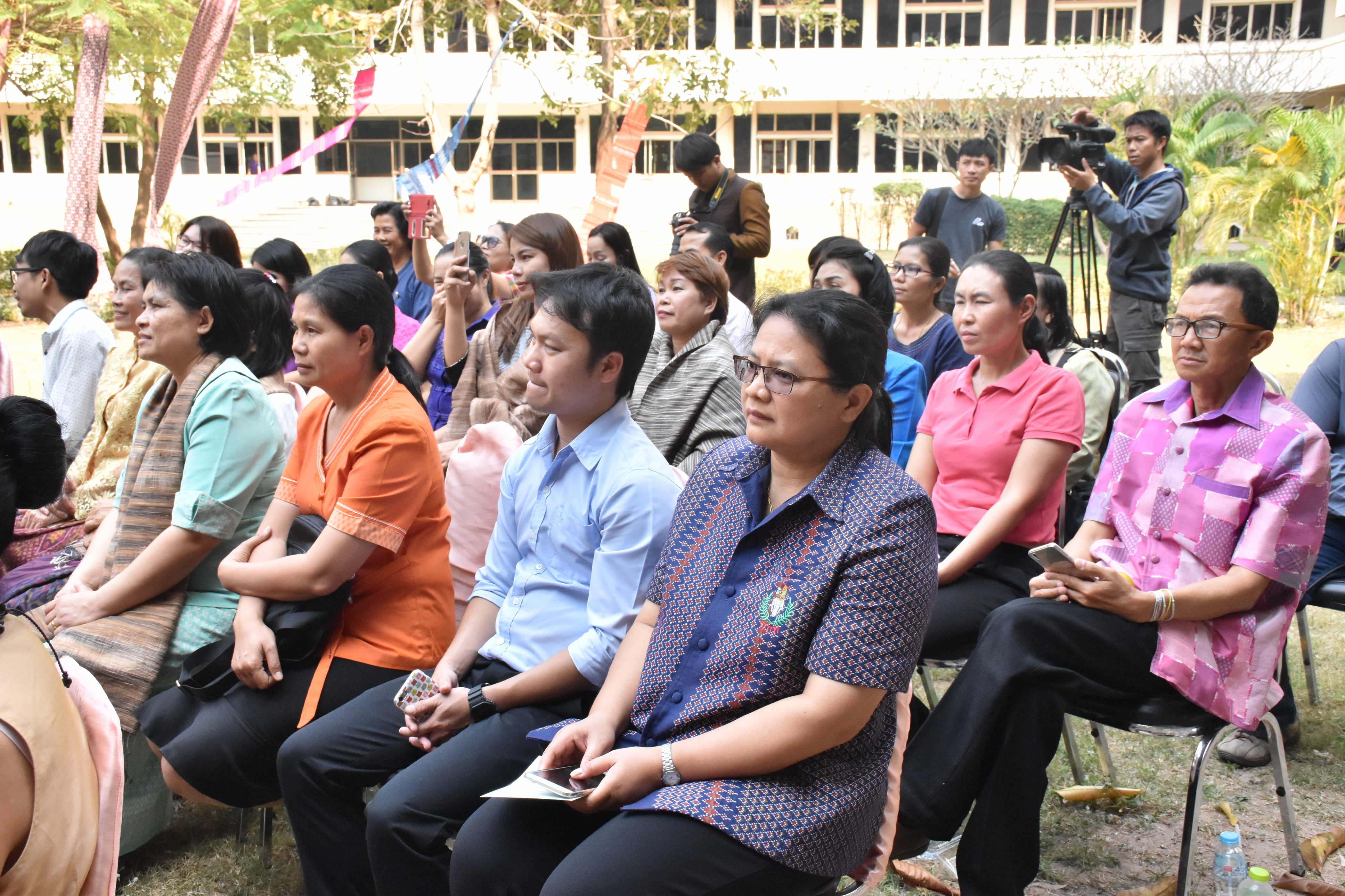 20 กุมภาพันธ์ 2561 การแถลงข่าวงาน “ร้อยแก่นสารสินธุ์ งานศิลป์แห่งแผ่นดิน ถิ่นแพรไหม” มหกรรมแสดงแฟชั่นและจำหน่ายผ้าไหมกลุ่มจังหวัดร้อยแก่นสารสินธุ์ งานจำหน่ายสินค้า OTOP จังหวัดมหาสารคาม
