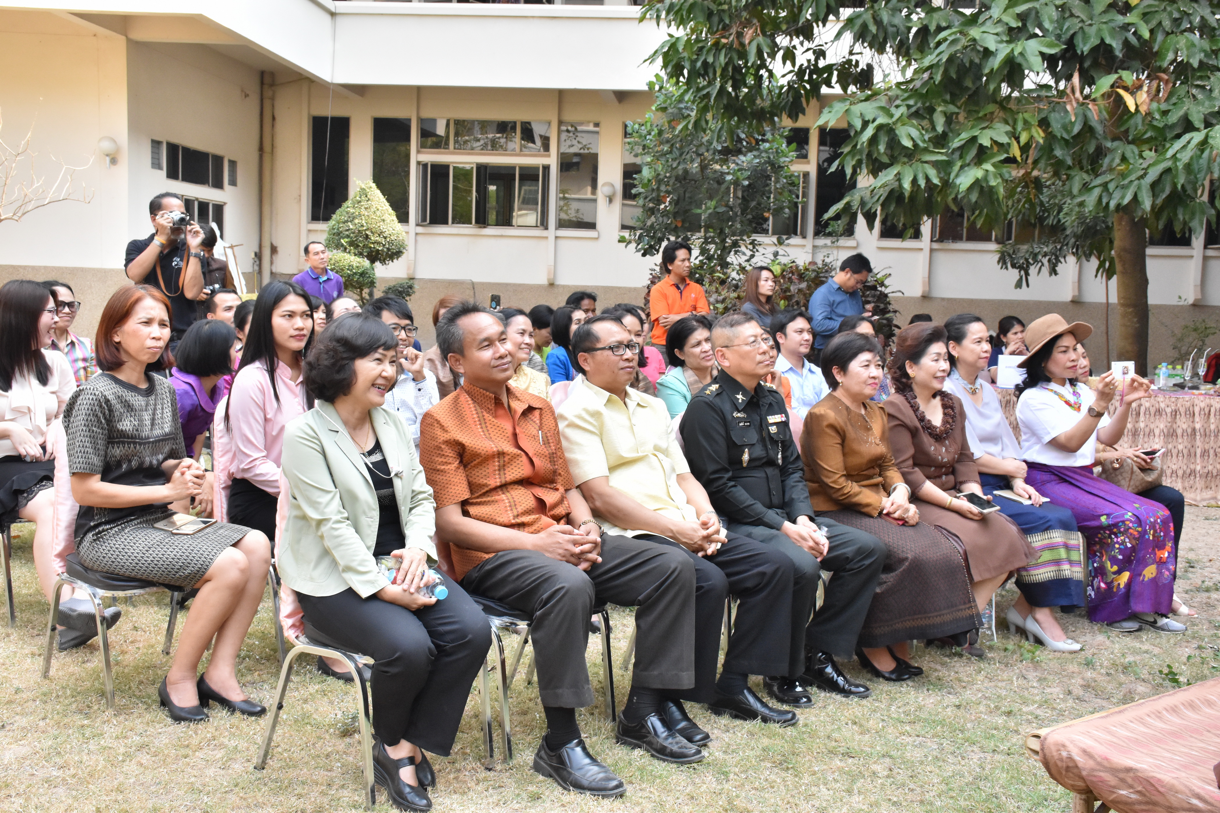 20 กุมภาพันธ์ 2561 การแถลงข่าวงาน “ร้อยแก่นสารสินธุ์ งานศิลป์แห่งแผ่นดิน ถิ่นแพรไหม” มหกรรมแสดงแฟชั่นและจำหน่ายผ้าไหมกลุ่มจังหวัดร้อยแก่นสารสินธุ์ งานจำหน่ายสินค้า OTOP จังหวัดมหาสารคาม