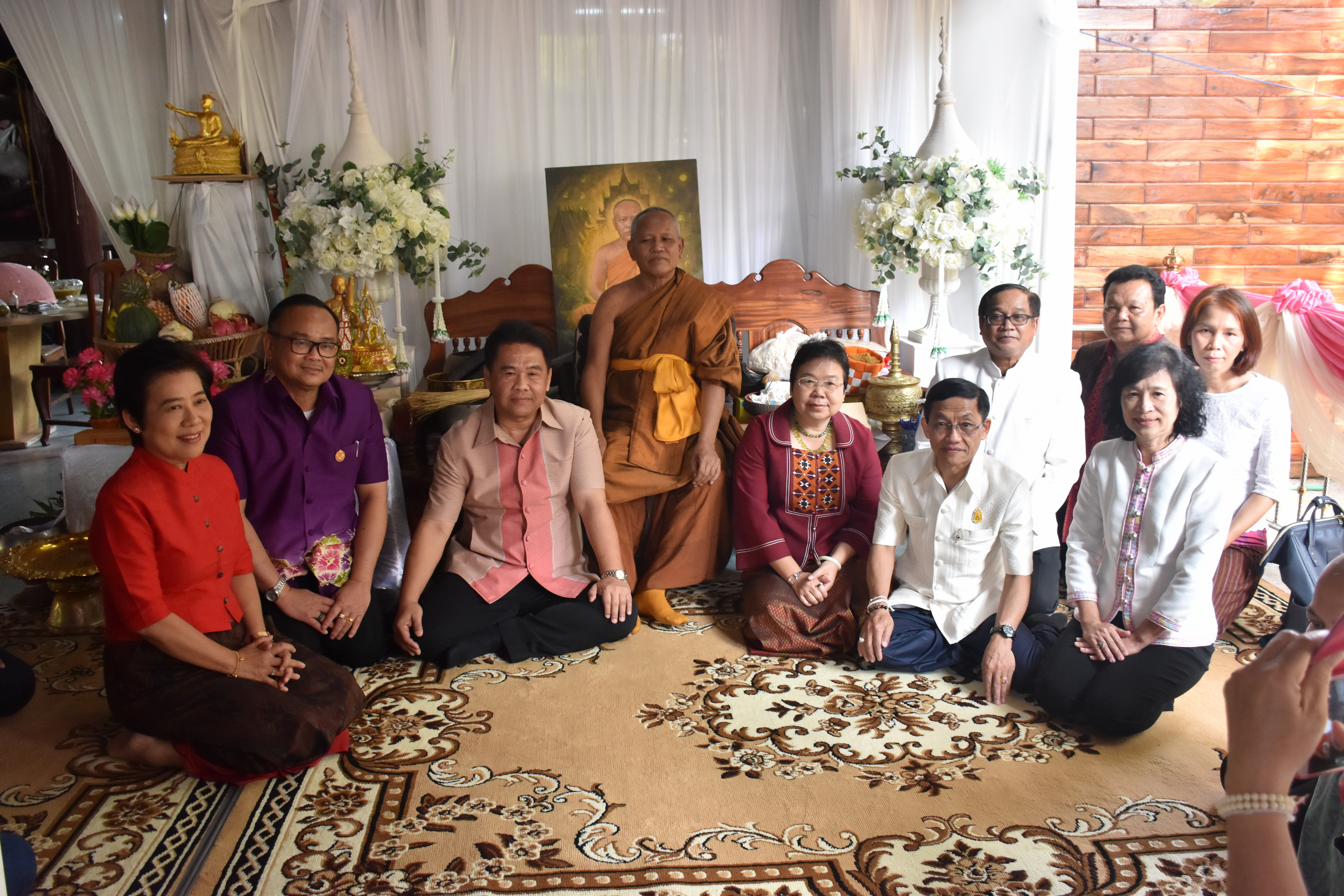 24 มีนาคม 2561 24 มีนาคม 2561 นายสมหวัง พ่วงบางโพ รองอธิบดีกรมการพัฒนาชุมชน ร่วมทำบุญถวายผ้าป่าสมทบทุนสร้างเสาอโศก ณ วัดป่ารัตนพรชัย อำเภอวาปีปทุม และร่วมพิธีห่มผ้าองค์พระบรมธาตุนาดูน อำเภอนาดูน จังหวัดมหาสารคาม