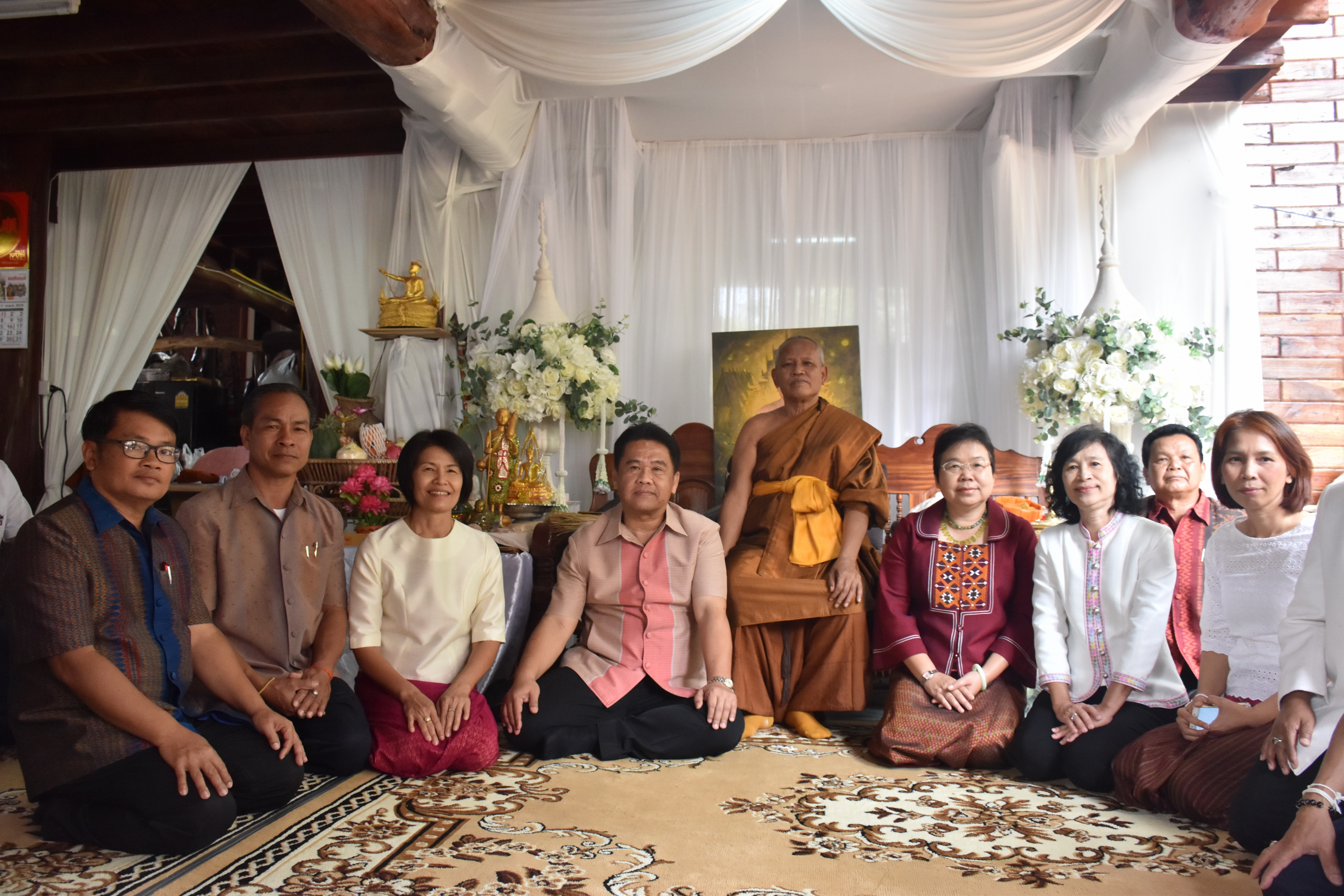 24 มีนาคม 2561 24 มีนาคม 2561 นายสมหวัง พ่วงบางโพ รองอธิบดีกรมการพัฒนาชุมชน ร่วมทำบุญถวายผ้าป่าสมทบทุนสร้างเสาอโศก ณ วัดป่ารัตนพรชัย อำเภอวาปีปทุม และร่วมพิธีห่มผ้าองค์พระบรมธาตุนาดูน อำเภอนาดูน จังหวัดมหาสารคาม