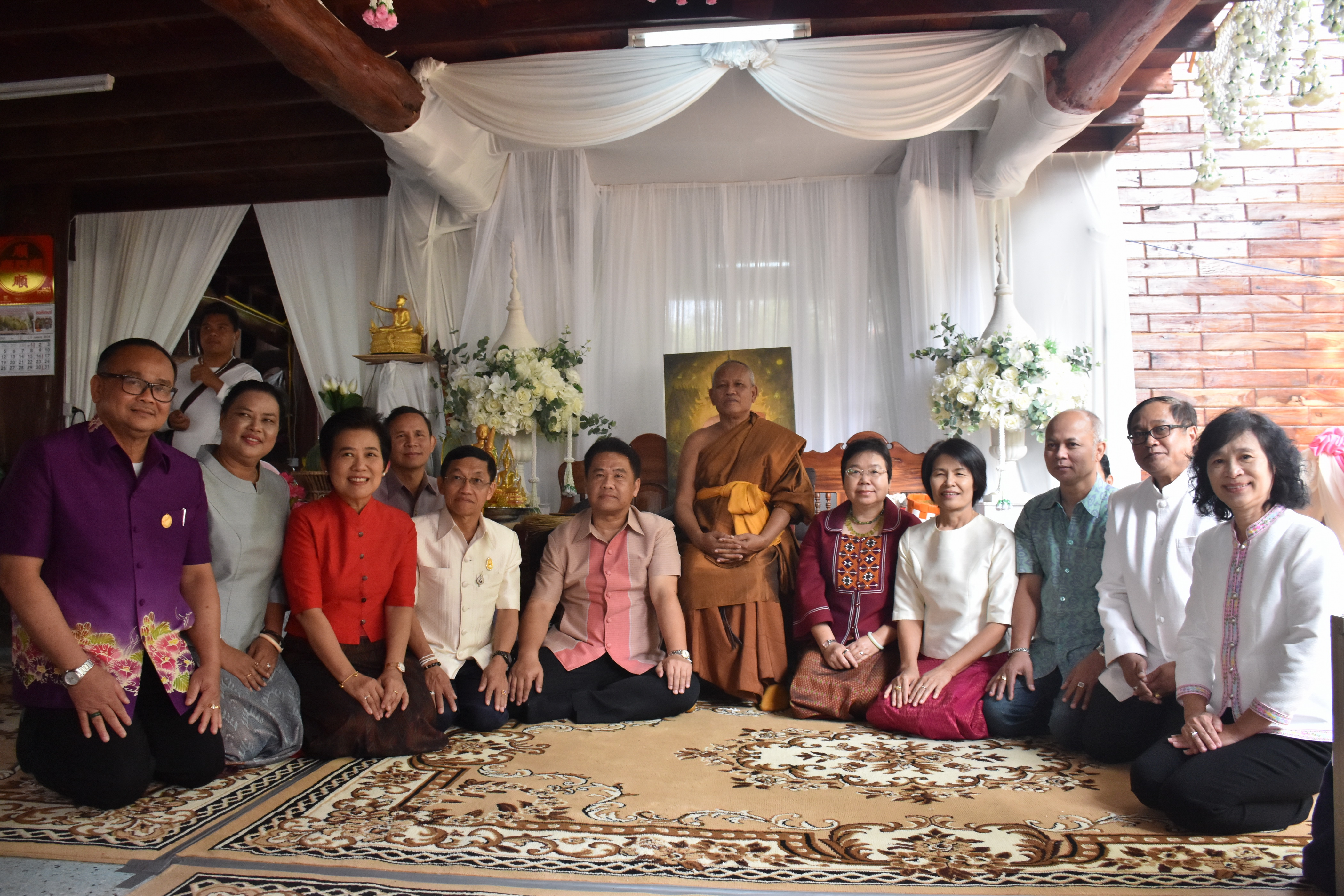 24 มีนาคม 2561 24 มีนาคม 2561 นายสมหวัง พ่วงบางโพ รองอธิบดีกรมการพัฒนาชุมชน ร่วมทำบุญถวายผ้าป่าสมทบทุนสร้างเสาอโศก ณ วัดป่ารัตนพรชัย อำเภอวาปีปทุม และร่วมพิธีห่มผ้าองค์พระบรมธาตุนาดูน อำเภอนาดูน จังหวัดมหาสารคาม