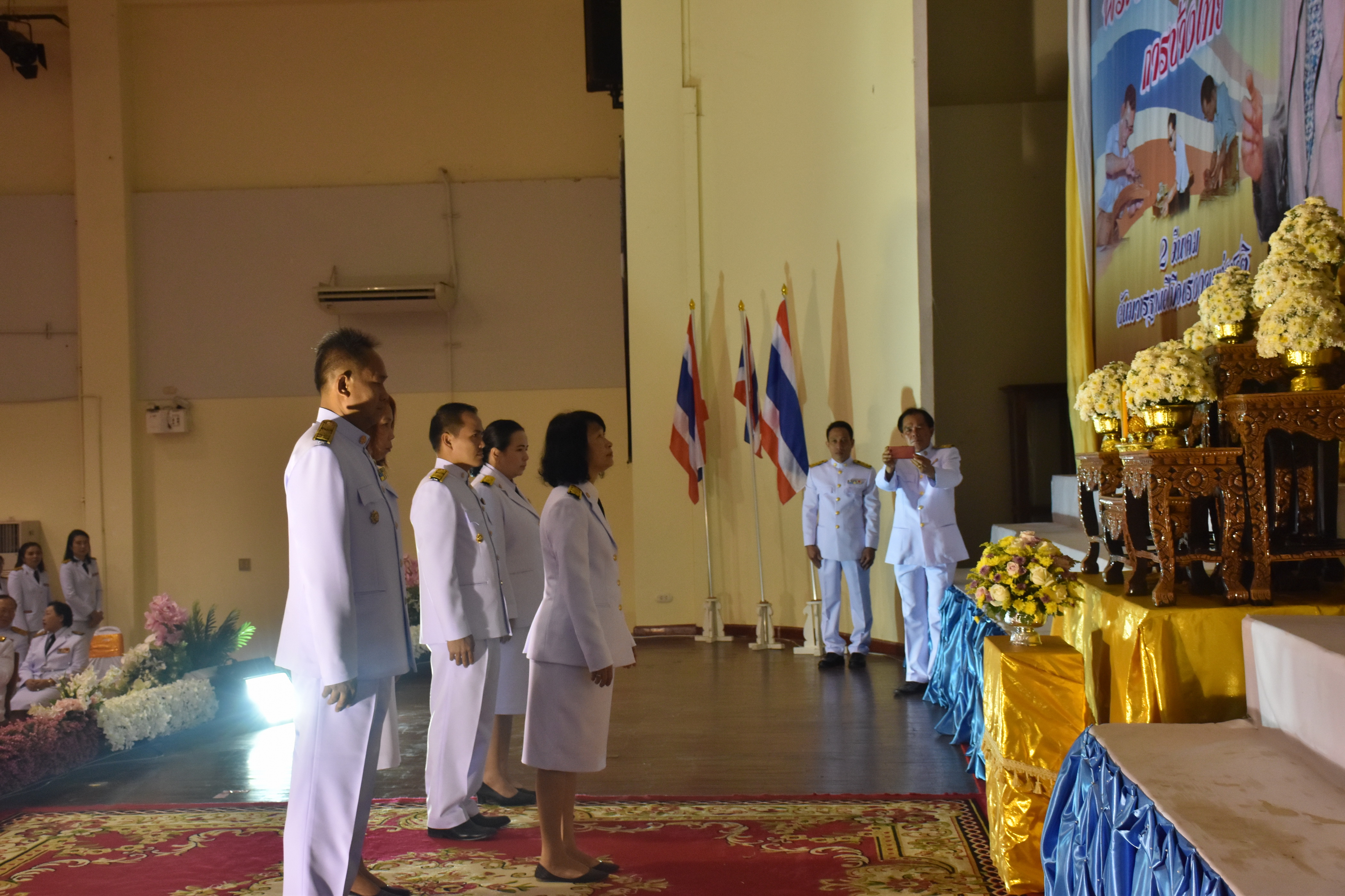 2 มีนาคม 2561 พิธีวางพานพุ่มดอกไม้สดถวายแด่ พระบาทสมเด็จพระปรมินทรมหาภูมิพลอดุลยเดช เนื่องใน “วันพระบิดาแห่งมาตรฐานการช่างไทย” ประจำปี 2561