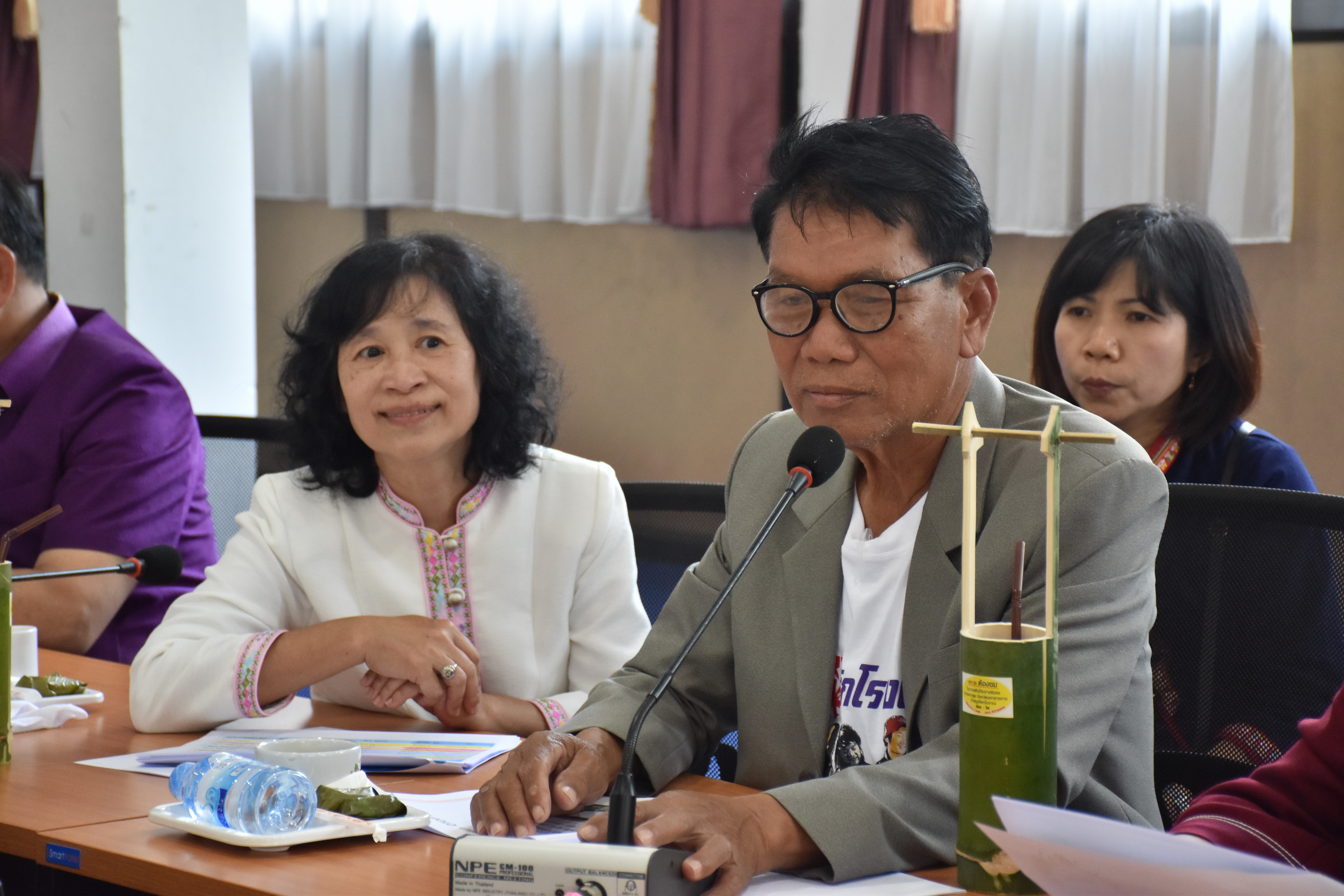 24 มีนาคม 2561 นายสมหวัง พ่วงบางโพ รองอธิบดีกรมการพัฒนาชุมชน ติดตามและให้คำแนะนำการดำเนินงานโครงการชุมชนท่องเที่ยว OTOP นวัตวิถี และเยี่ยมชมตลาดประชารัฐพันปีจำปาศรีนครคนไทยยิ้มได้ อำเภอนาดูน จังหวัดมหาสารคาม