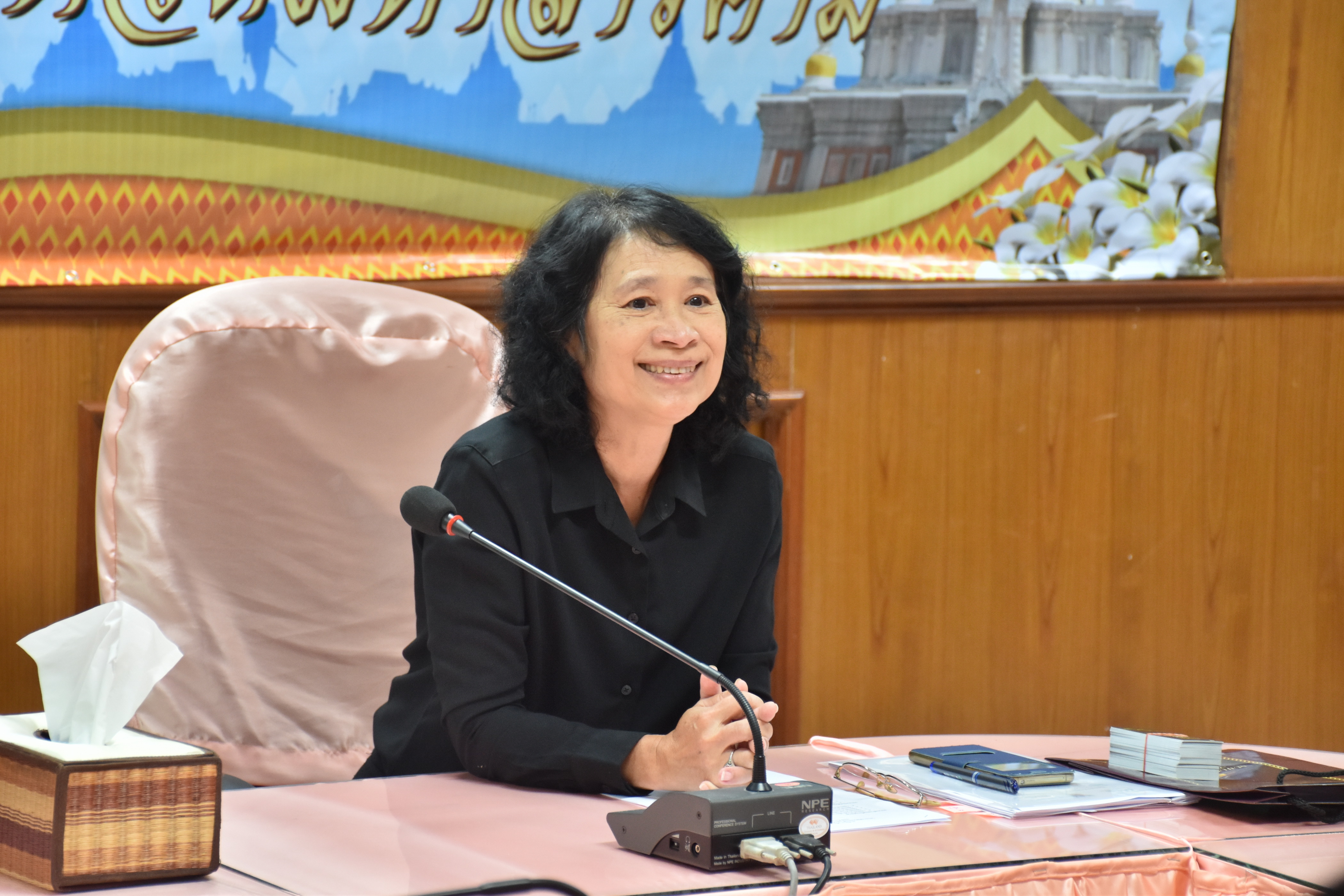 3 เมษายน 2561 การพัฒนายกระดับคุณภาพมาตรฐานผลิตภัณฑ์ กลุ่มปรับตัวสู่การพัฒนา (กลุ่ม D) ตามโครงการพัฒนายกระดับผลิตภัณฑ์ OTOP โดยโรงเรียน OTOP ประจำปีงบประมาณ พ.ศ.2561 โดยการจ้างเหมาออกแบบตราผลิตภัณฑ์และบรรจุภัณฑ์