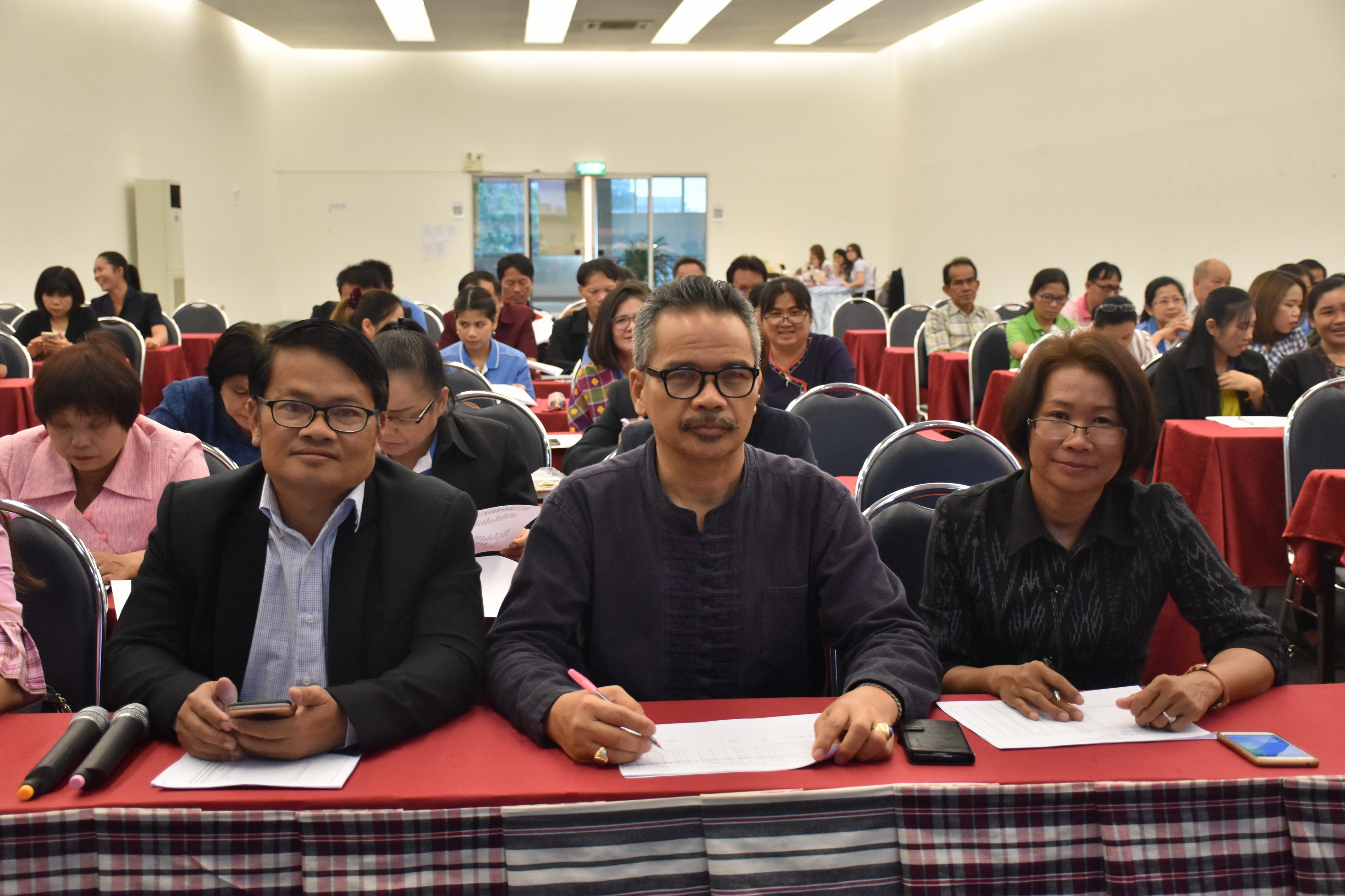 4 เมษายน 2561 โครงการประชุมปฏิบัติการเสริมสมรรถะเจ้าหน้าที่พัฒนาชุมชน ประจำปีงบประมาณ พ.ศ.2561