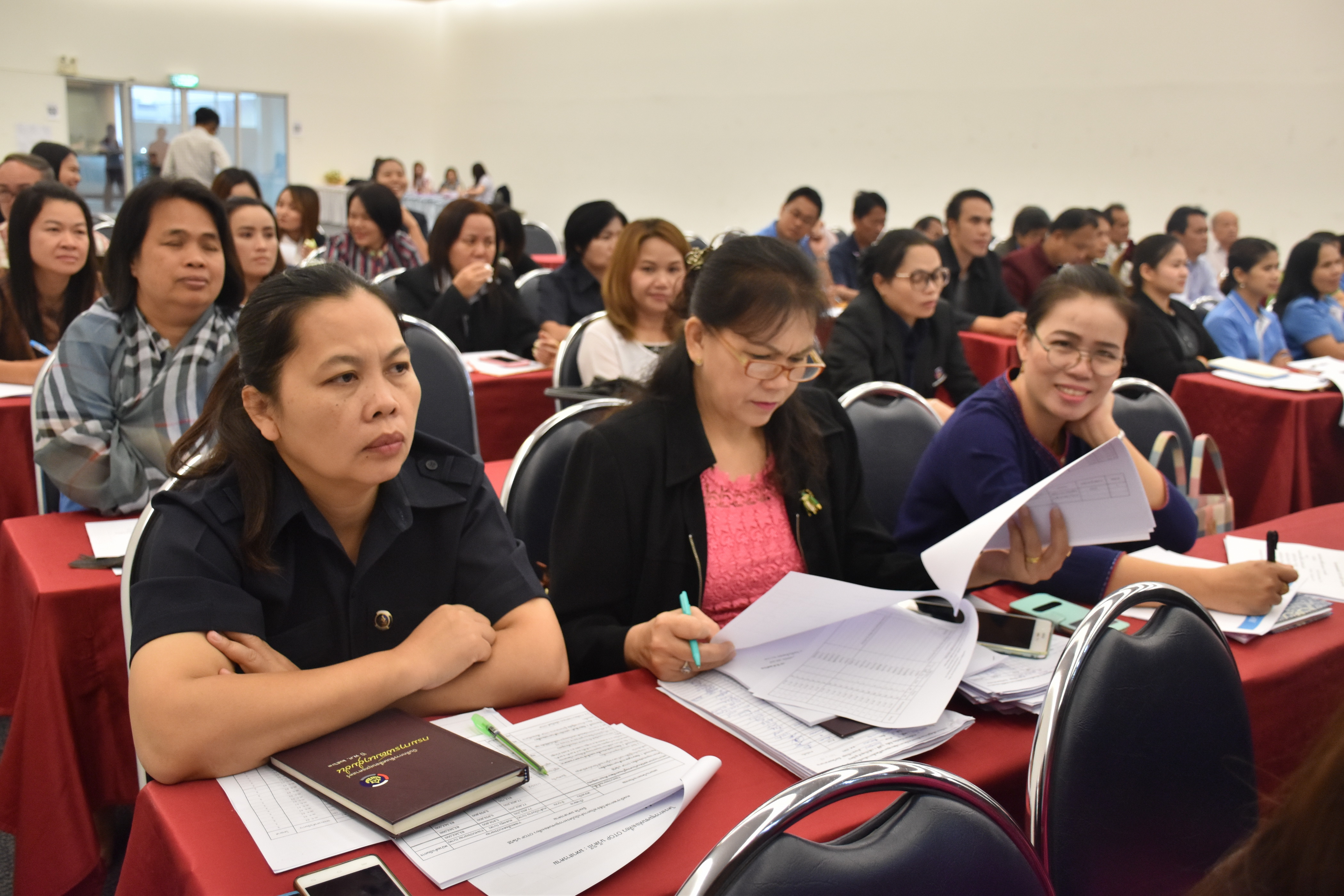 4 เมษายน 2561 โครงการประชุมปฏิบัติการเสริมสมรรถะเจ้าหน้าที่พัฒนาชุมชน ประจำปีงบประมาณ พ.ศ.2561