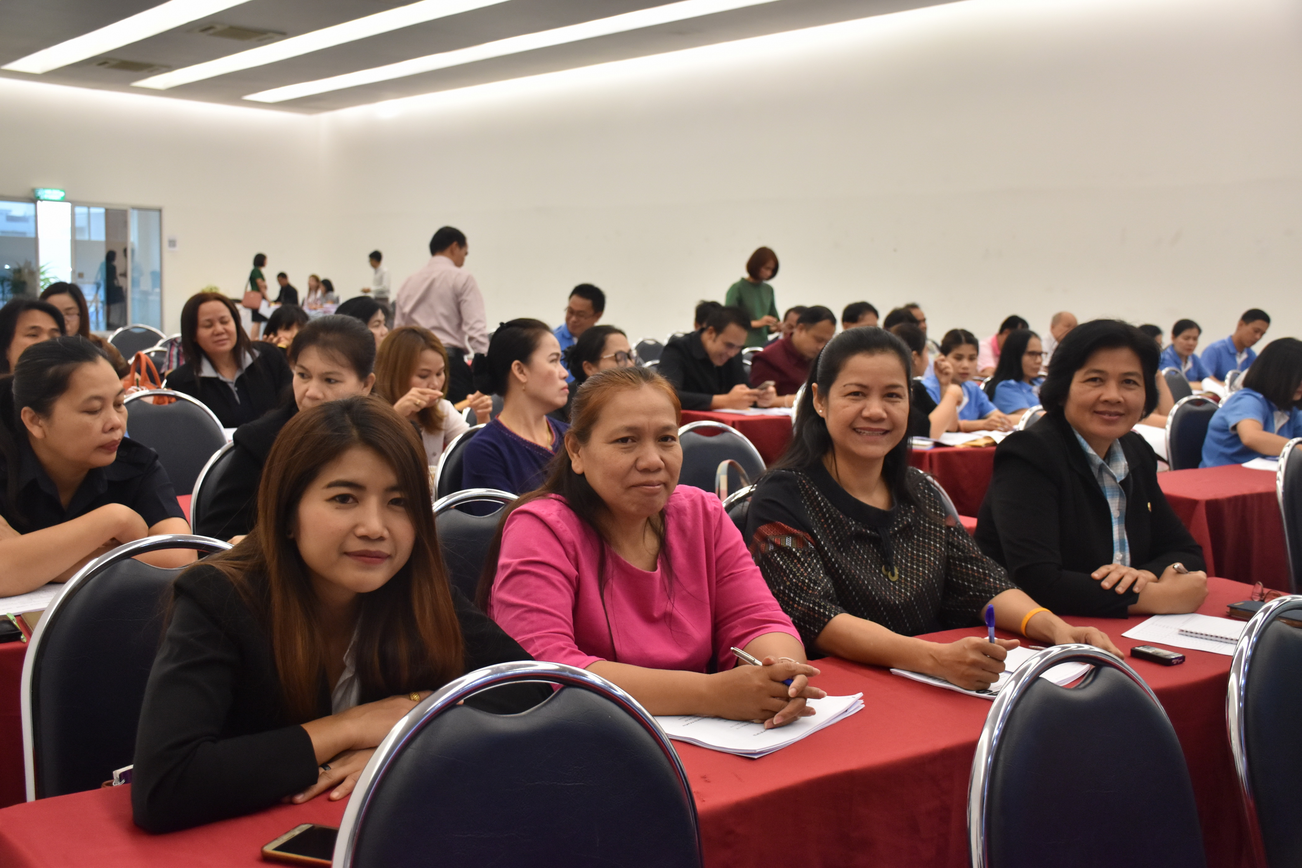 4 เมษายน 2561 โครงการประชุมปฏิบัติการเสริมสมรรถะเจ้าหน้าที่พัฒนาชุมชน ประจำปีงบประมาณ พ.ศ.2561
