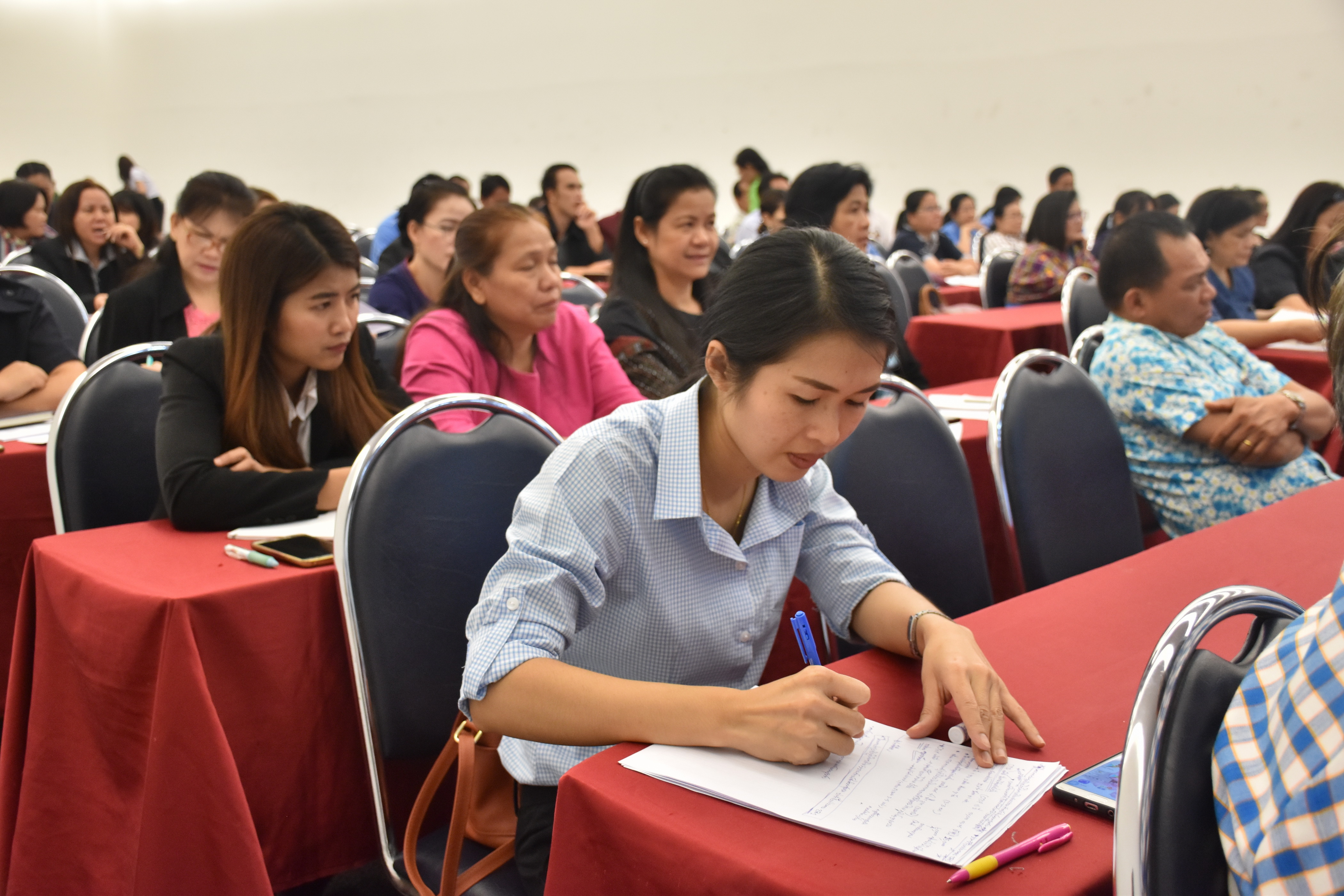 4 เมษายน 2561 โครงการประชุมปฏิบัติการเสริมสมรรถะเจ้าหน้าที่พัฒนาชุมชน ประจำปีงบประมาณ พ.ศ.2561