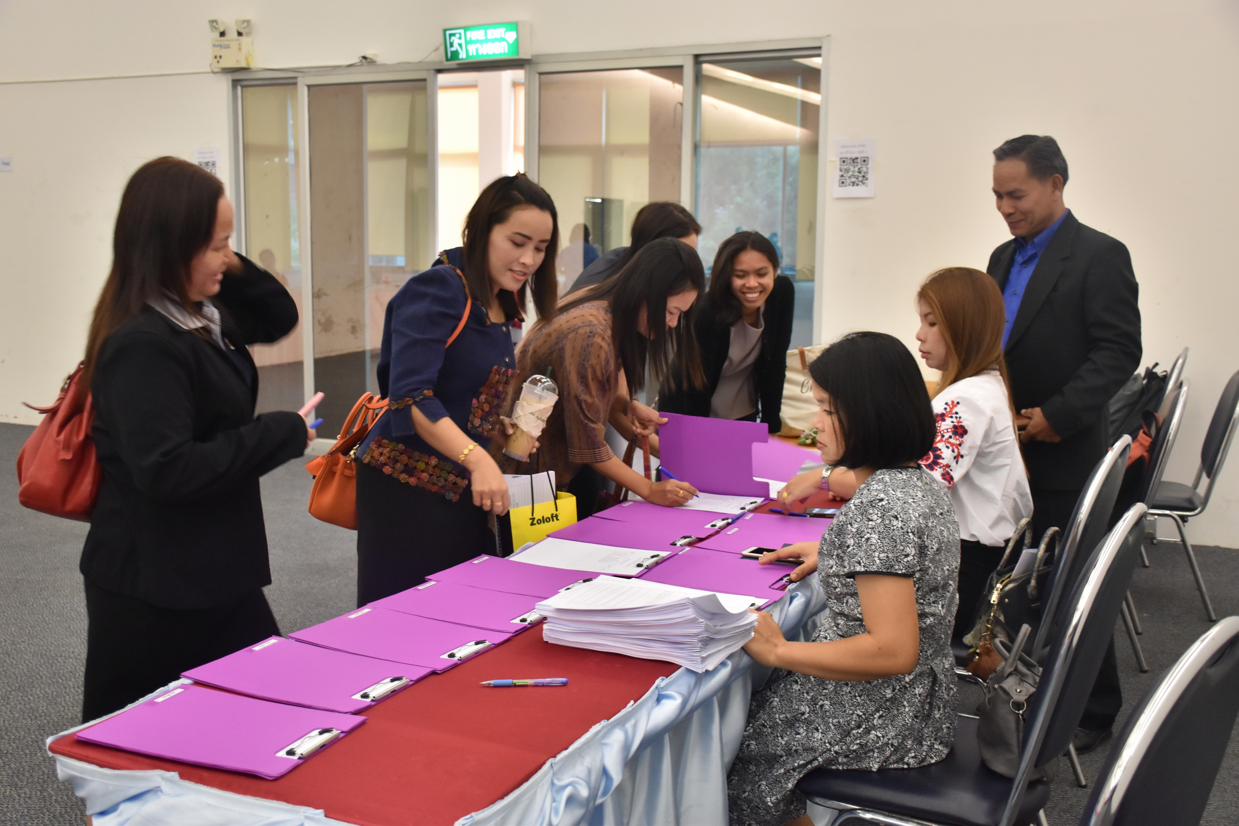 4 เมษายน 2561 โครงการประชุมปฏิบัติการเสริมสมรรถะเจ้าหน้าที่พัฒนาชุมชน ประจำปีงบประมาณ พ.ศ.2561