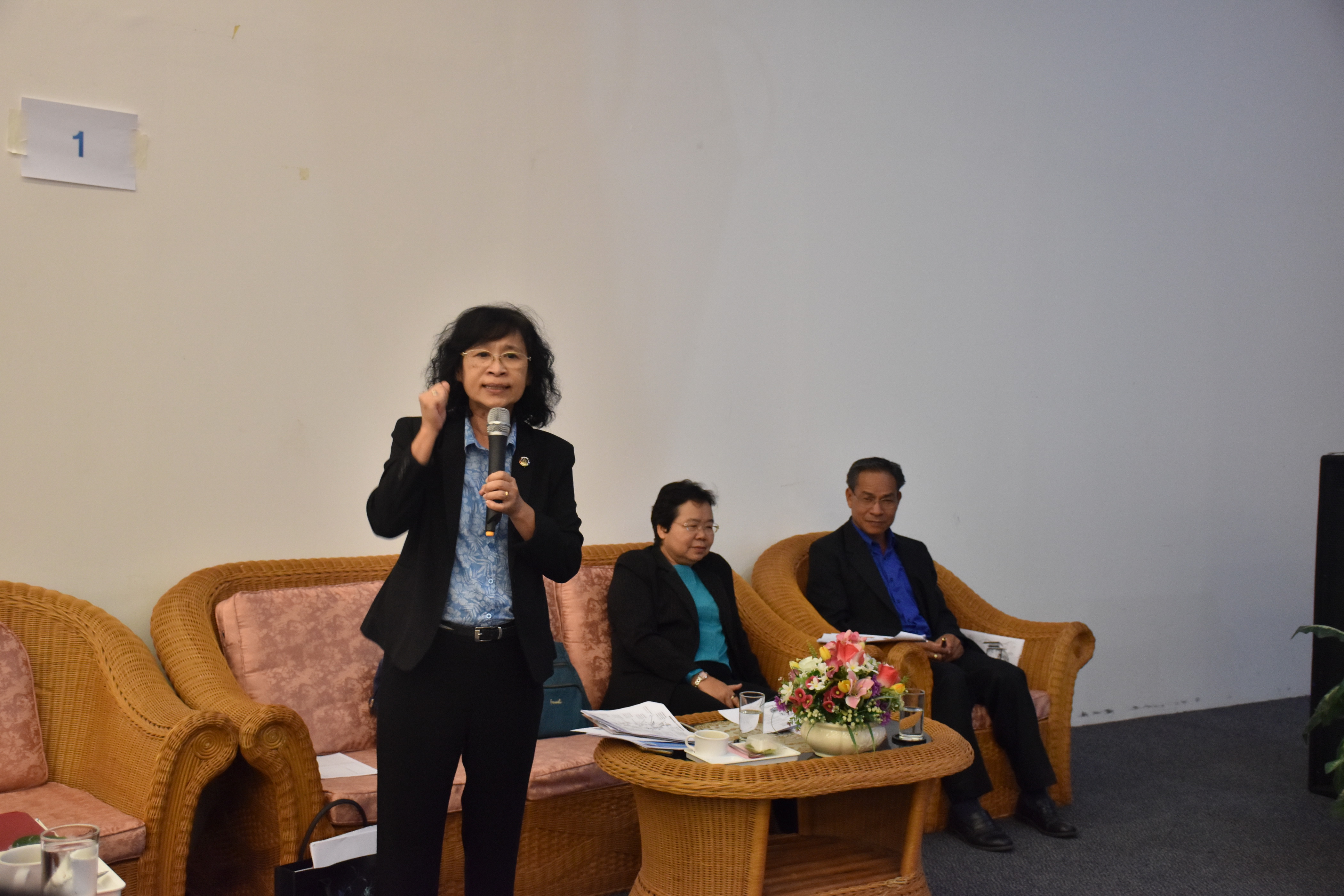 4 เมษายน 2561 โครงการประชุมปฏิบัติการเสริมสมรรถะเจ้าหน้าที่พัฒนาชุมชน ประจำปีงบประมาณ พ.ศ.2561