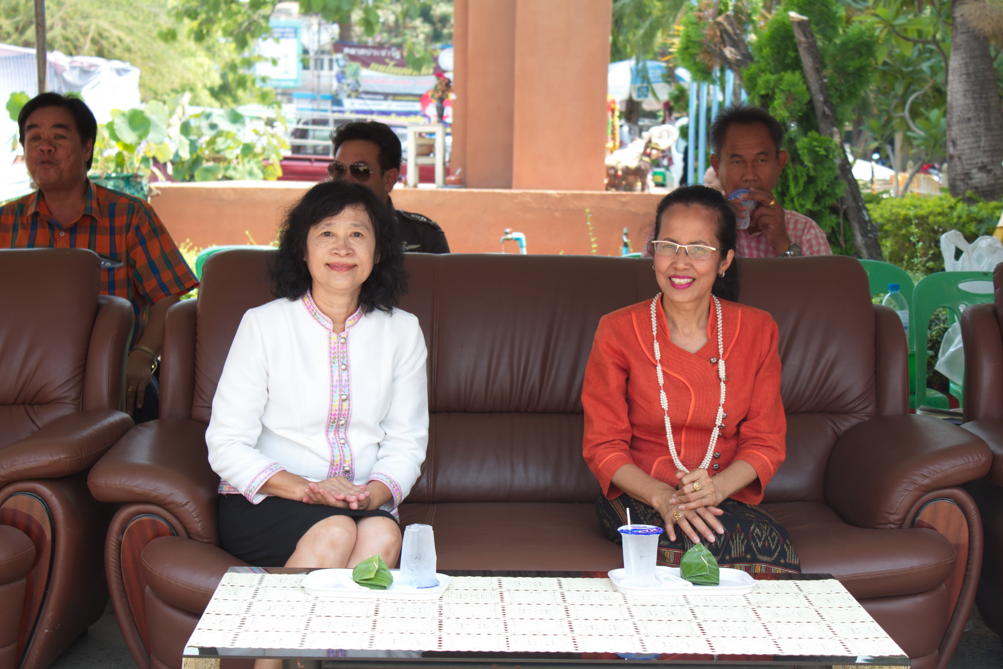 24 เมษายน 2561 พิธีเปิดงาน “สตรีโกสุมพิสัยรวมพลังขับเคลื่อนเศรษฐกิจชุมชน” ณ ที่ว่าการอำเภอโกสุมพิสัย จังหวัดมหาสารคาม