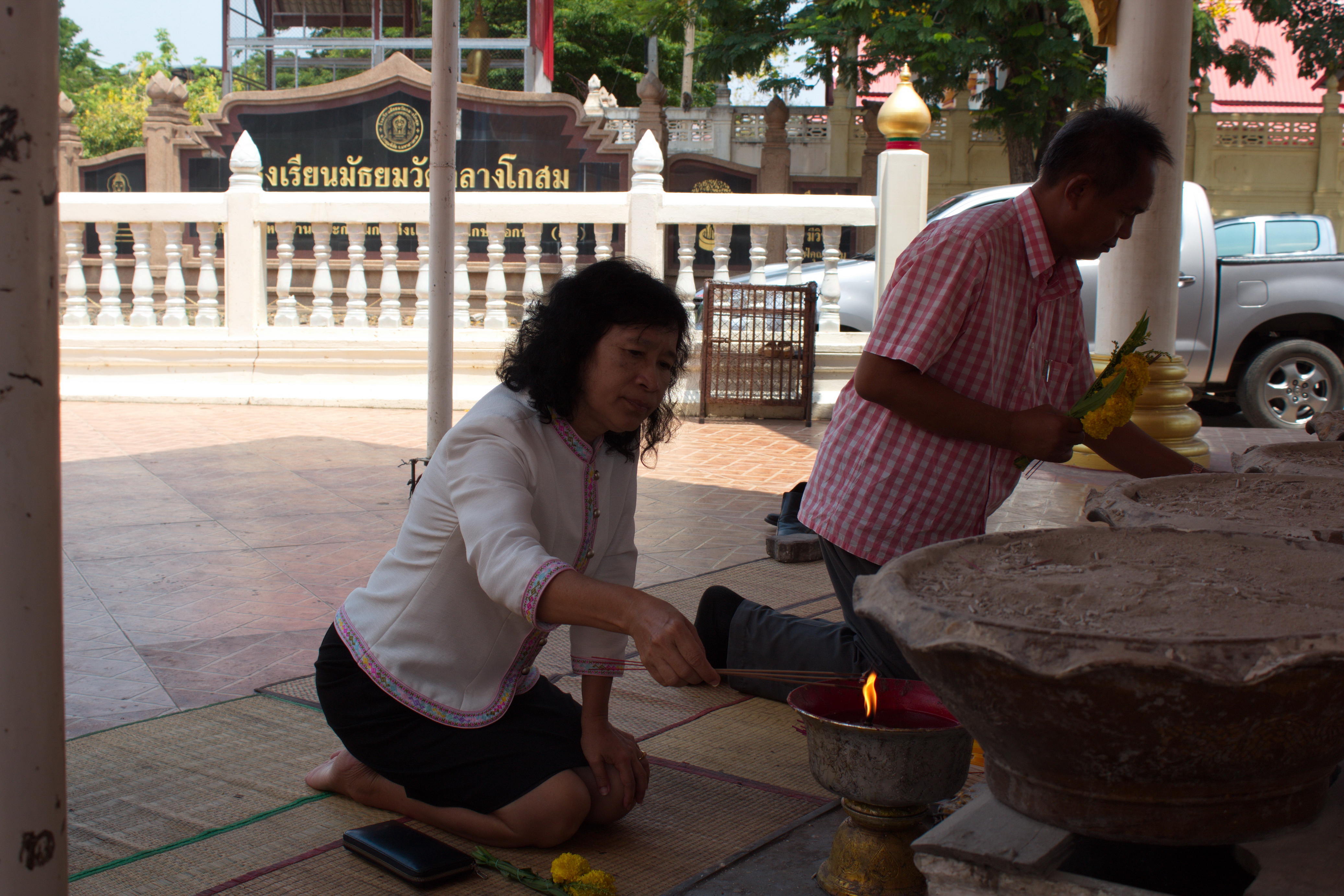 24 เมษายน 2561 พิธีเปิดงาน “สตรีโกสุมพิสัยรวมพลังขับเคลื่อนเศรษฐกิจชุมชน” ณ ที่ว่าการอำเภอโกสุมพิสัย จังหวัดมหาสารคาม