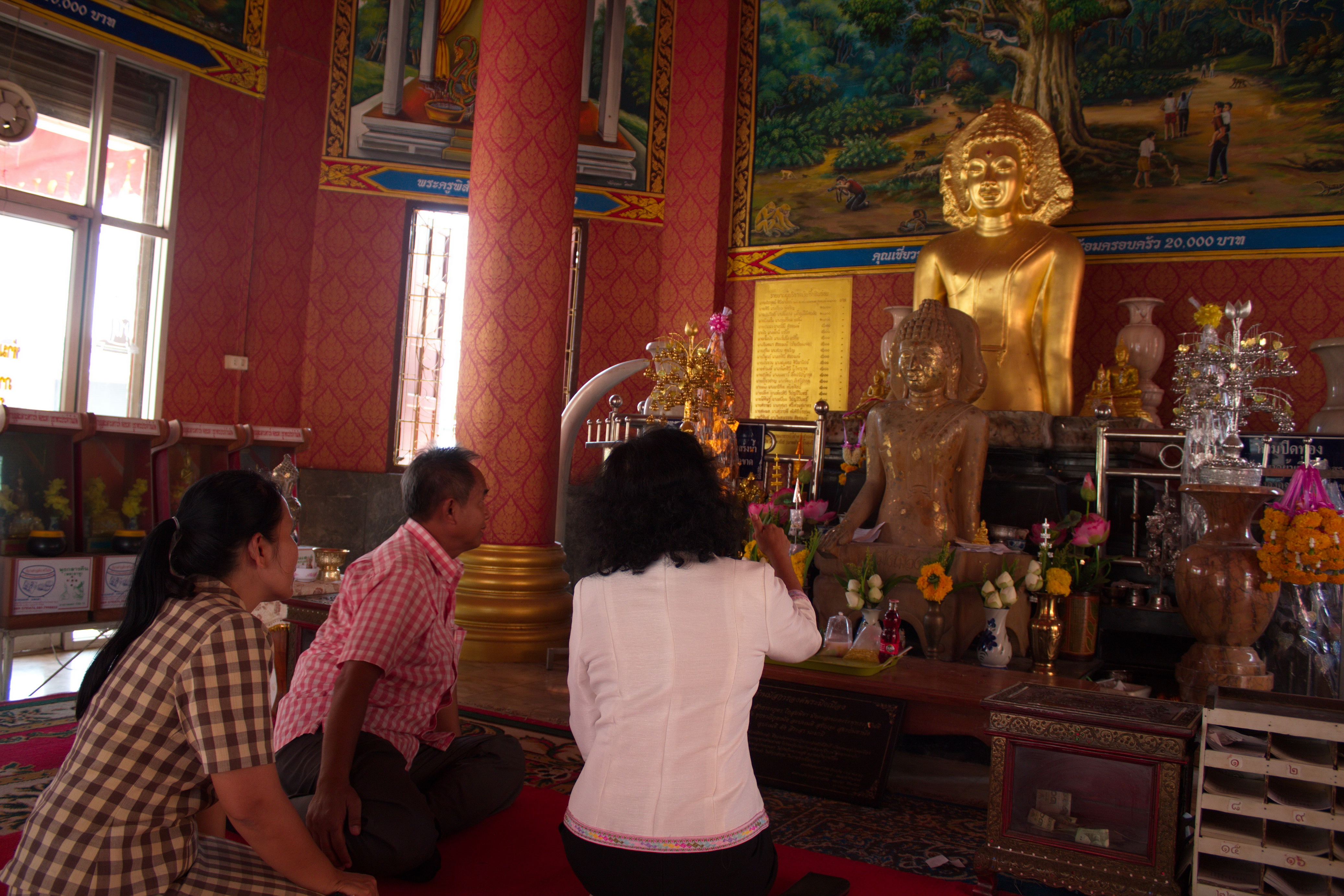 24 เมษายน 2561 พิธีเปิดงาน “สตรีโกสุมพิสัยรวมพลังขับเคลื่อนเศรษฐกิจชุมชน” ณ ที่ว่าการอำเภอโกสุมพิสัย จังหวัดมหาสารคาม